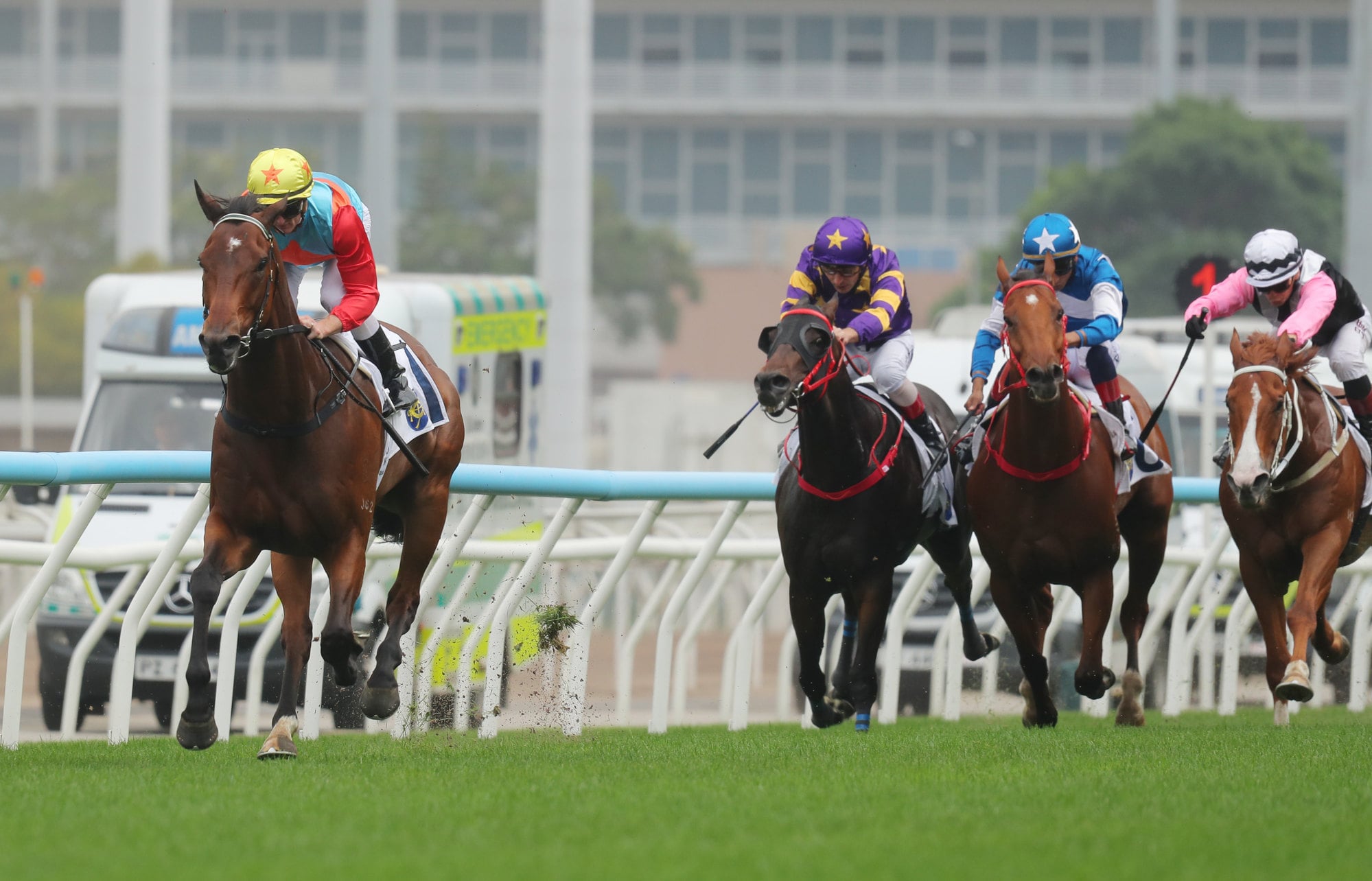 Ka Ying Rising surges clear to notch his 19th straight triumph in the Sprint Cup on April 6.