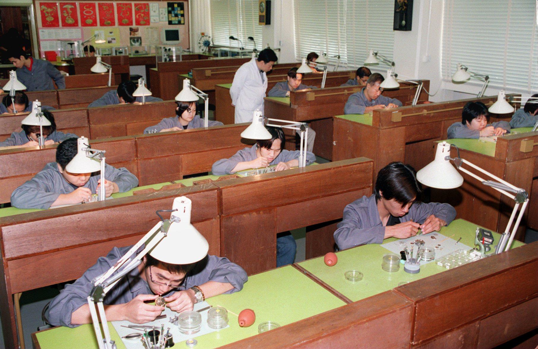 Students learn how to make watches at the Hong Kong Institute of Vocational Studies, in Kowloon Tong, in 1999, when the process of manufacturing moving from Hong Kong to mainland China was well underway. Photo: May Tse