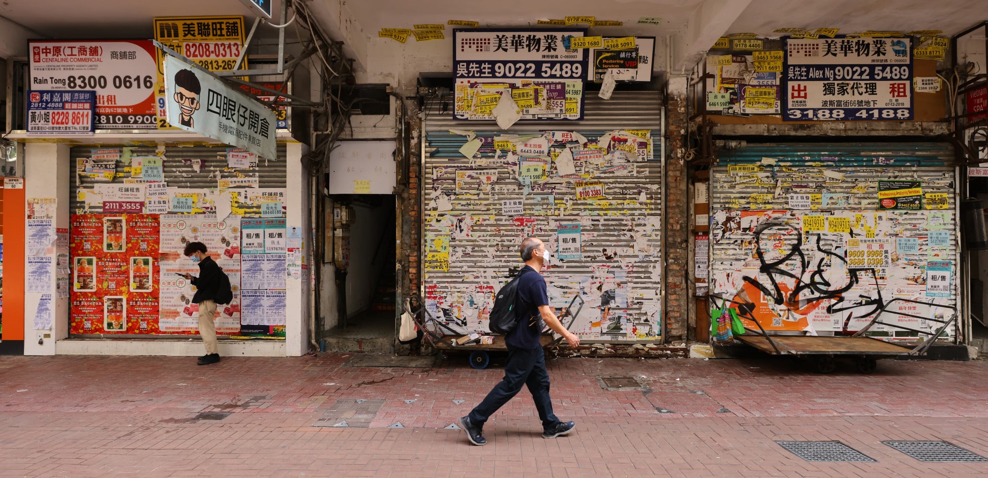 Closed storefronts in Hong Kong during the fifth wave of the Covid-19 pandemic. Photo: Dickson Lee