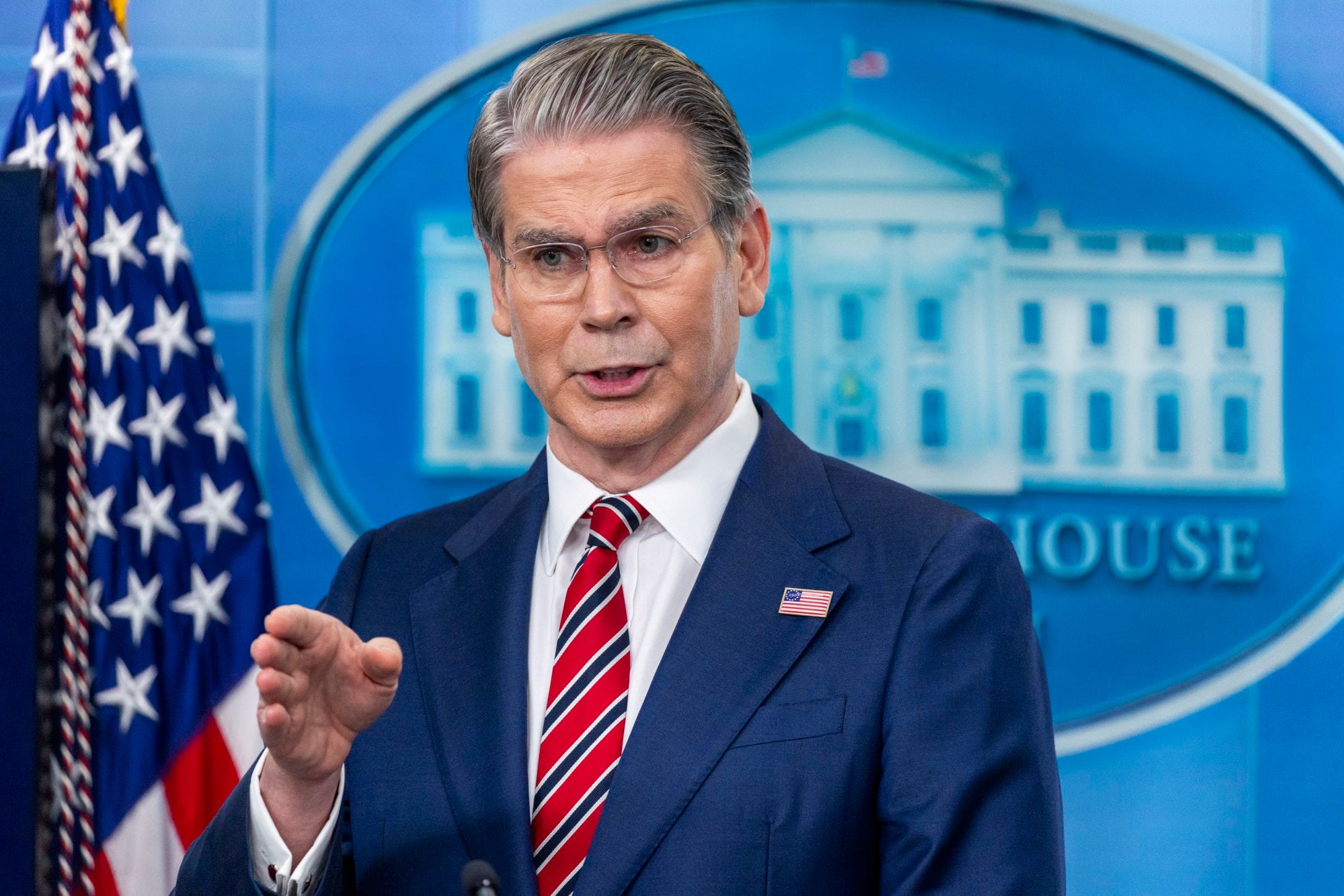 US Treasury Secretary Scott Bessent warns banks and countries dealing in Iranian oil risk secondary sanctions. Photo: EPA