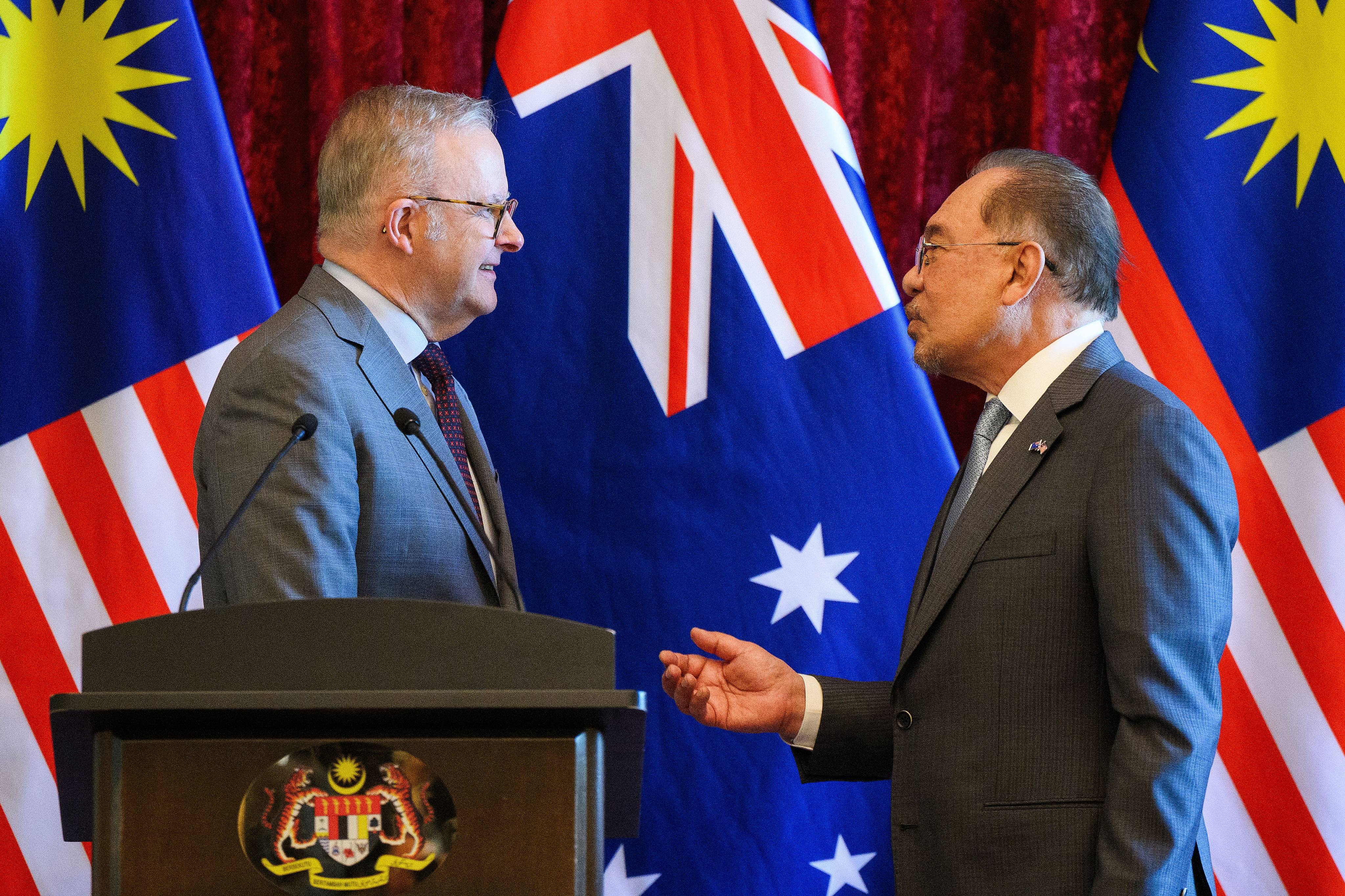 Australian Prime Minister Anthony Albanese and Malaysian Prime Minister Anwar Ibrahim meet at a press conference in Putrajaya on Thursday. Photo: AAP/dpa