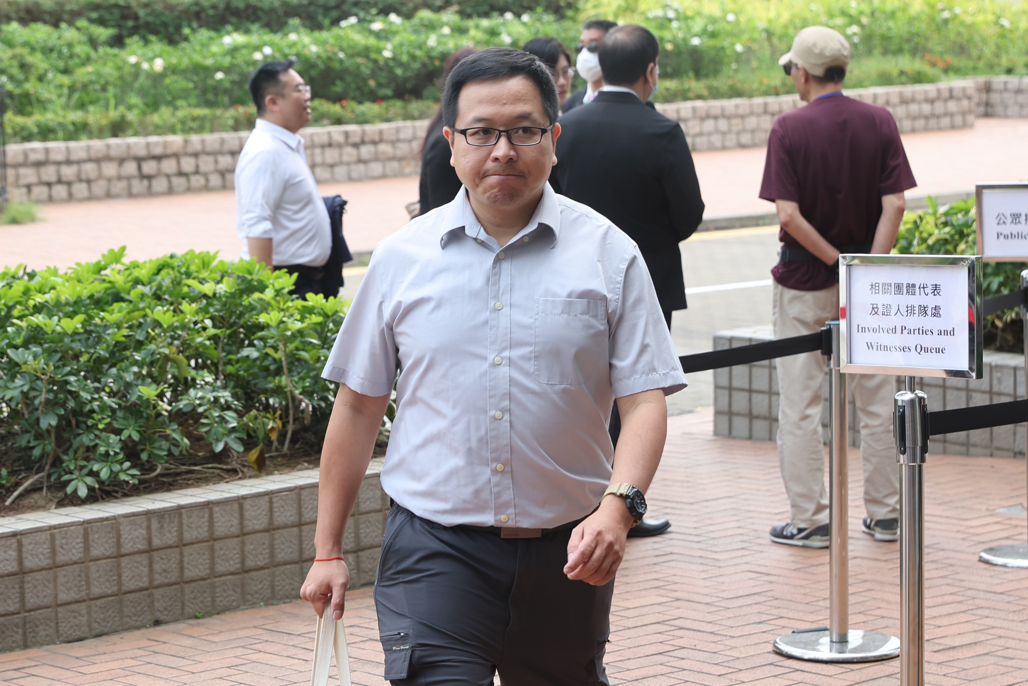 Tony Tsui, former chairman of the estate’s management committee for the owners’ group, arrives at City Gallery. Photo: Edmond So