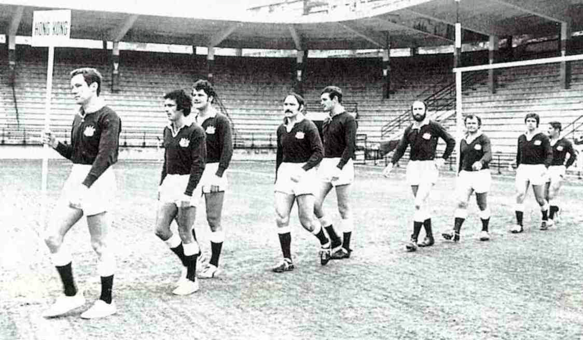 Players walk onto the pitch at the first Hong Kong Rugby Sevens tournament in 1976. Photo: HKRFU