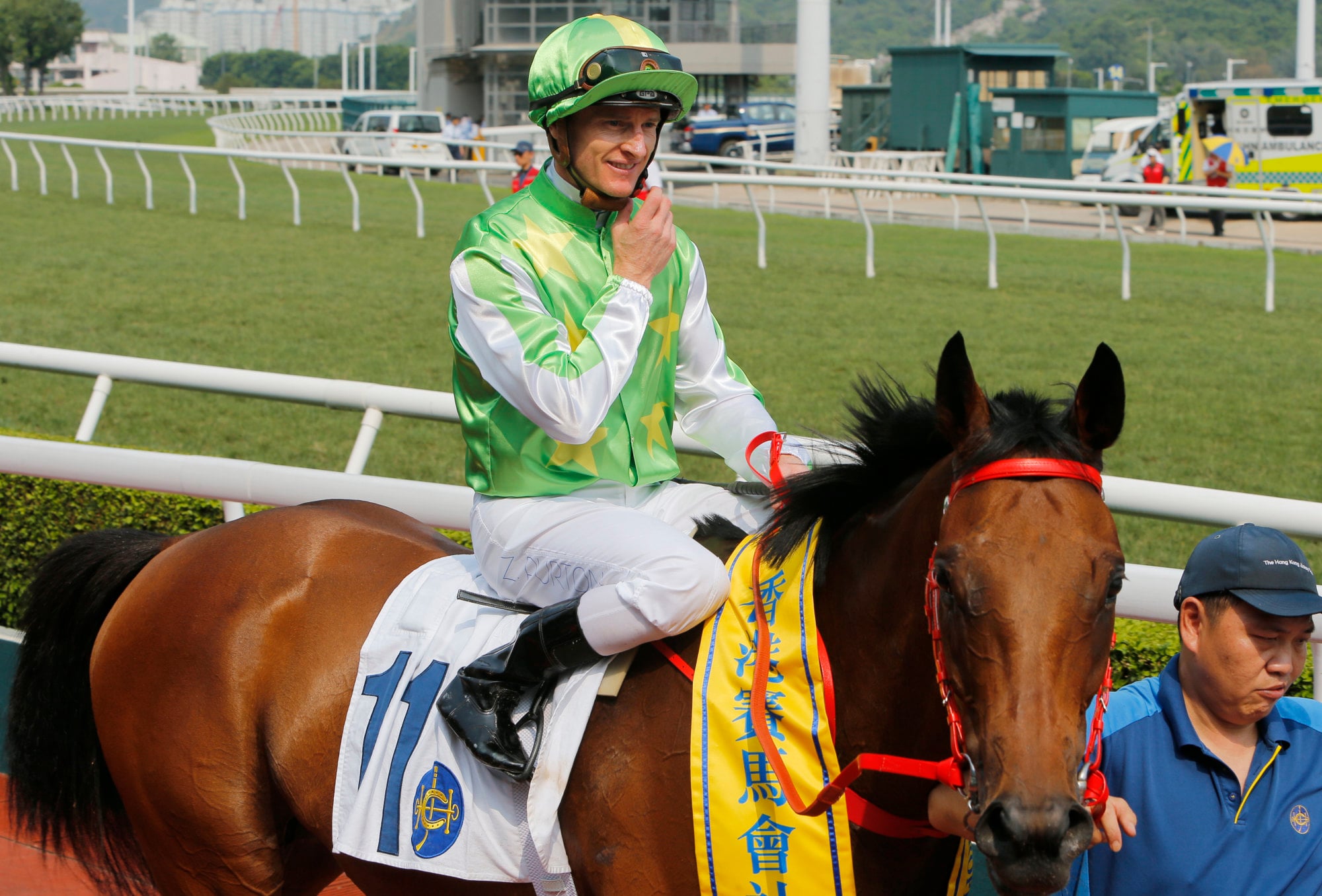 Absolute Honour and Zac Purton win the Class Four Hong Kong Jockey Club Community Trophy (1,600m).