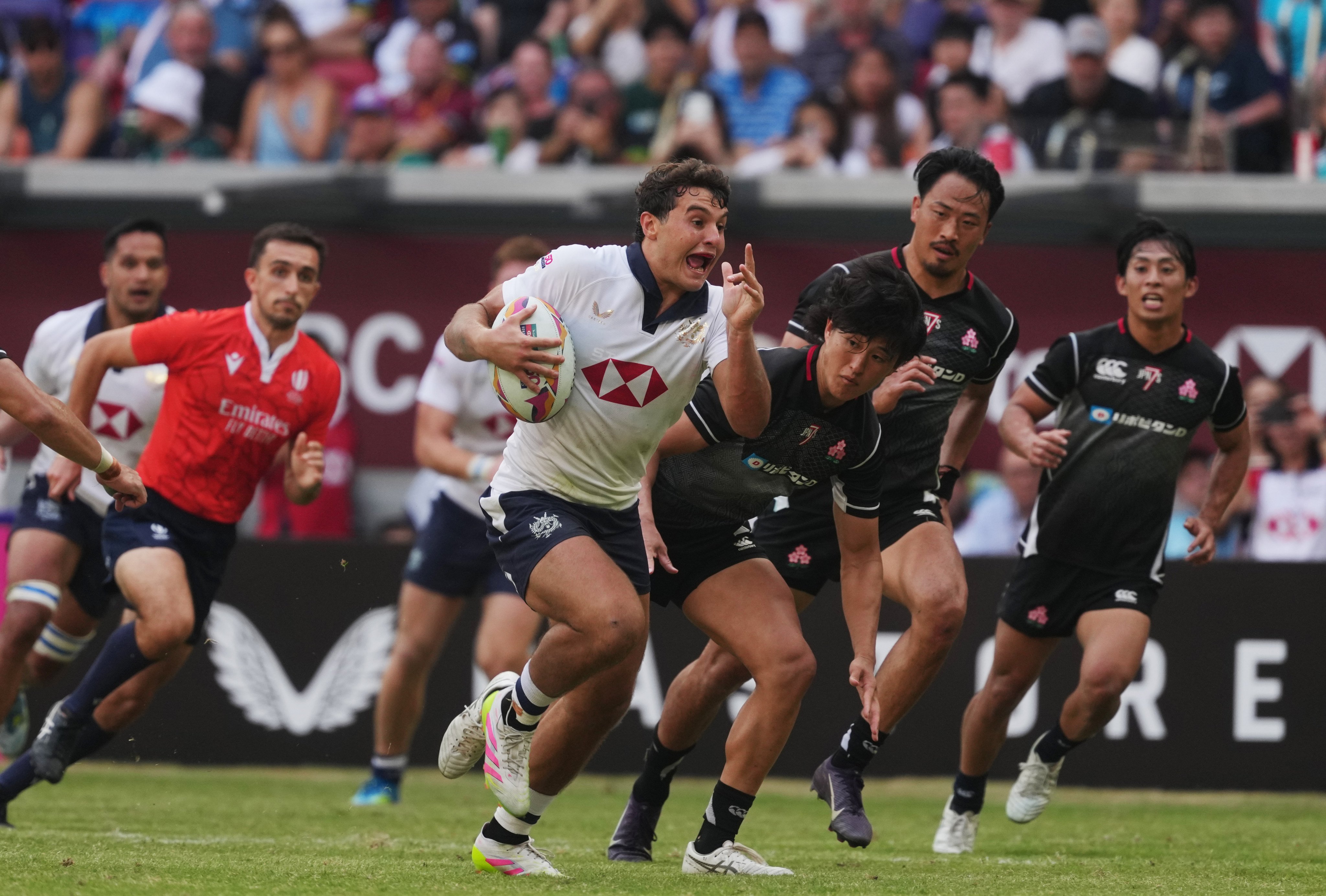 Matteo Avitabile goes on the charge for Hong Kong during their Melrose Claymores final on Sunday against Japan. Photo: Karma Lo