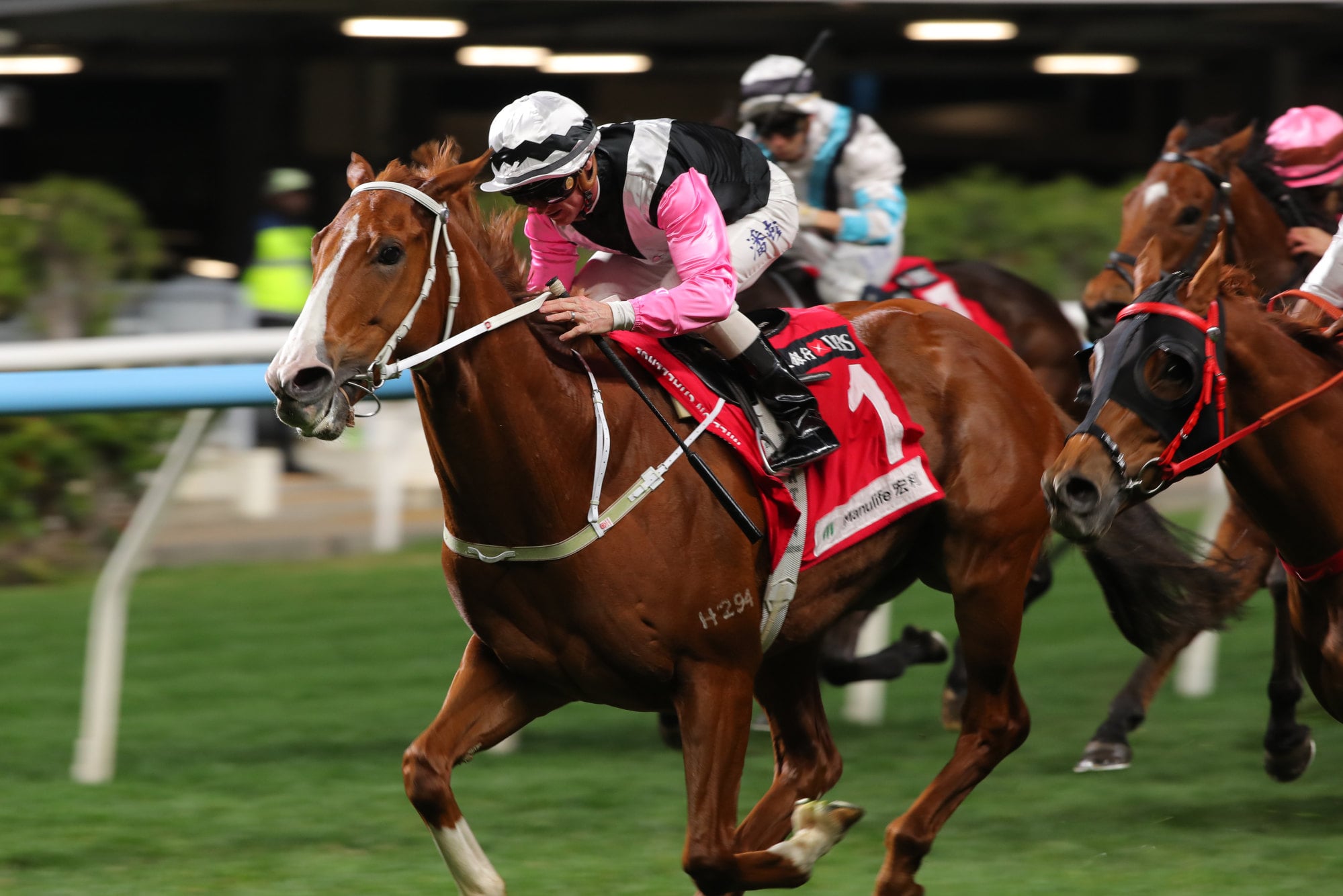 Beauty Waves, ridden by Zac Purton, last won over 1,200m at Happy Valley.