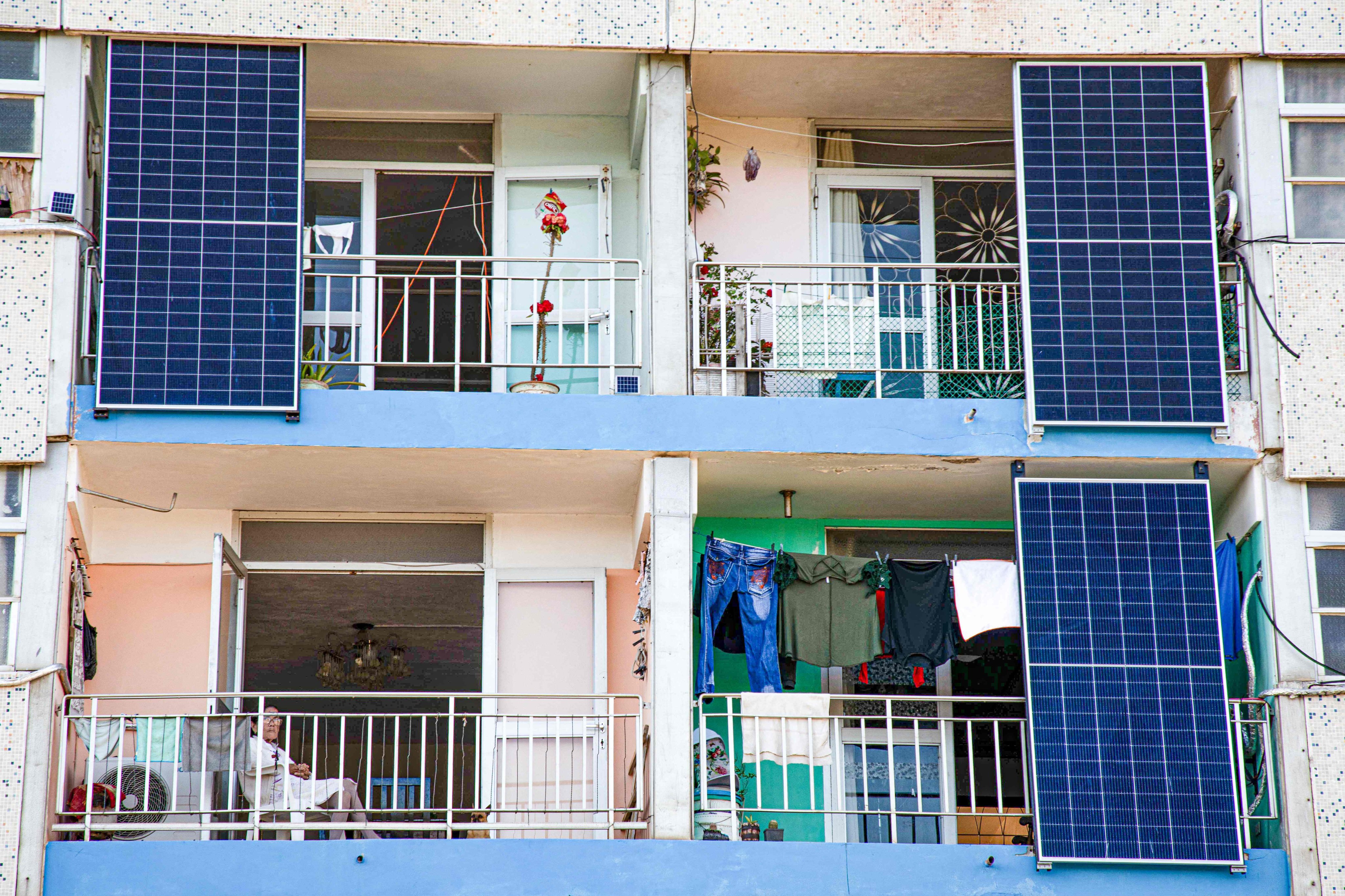 Solar panels on a residential building in Matanzas, Cuba. Photo: AFP
