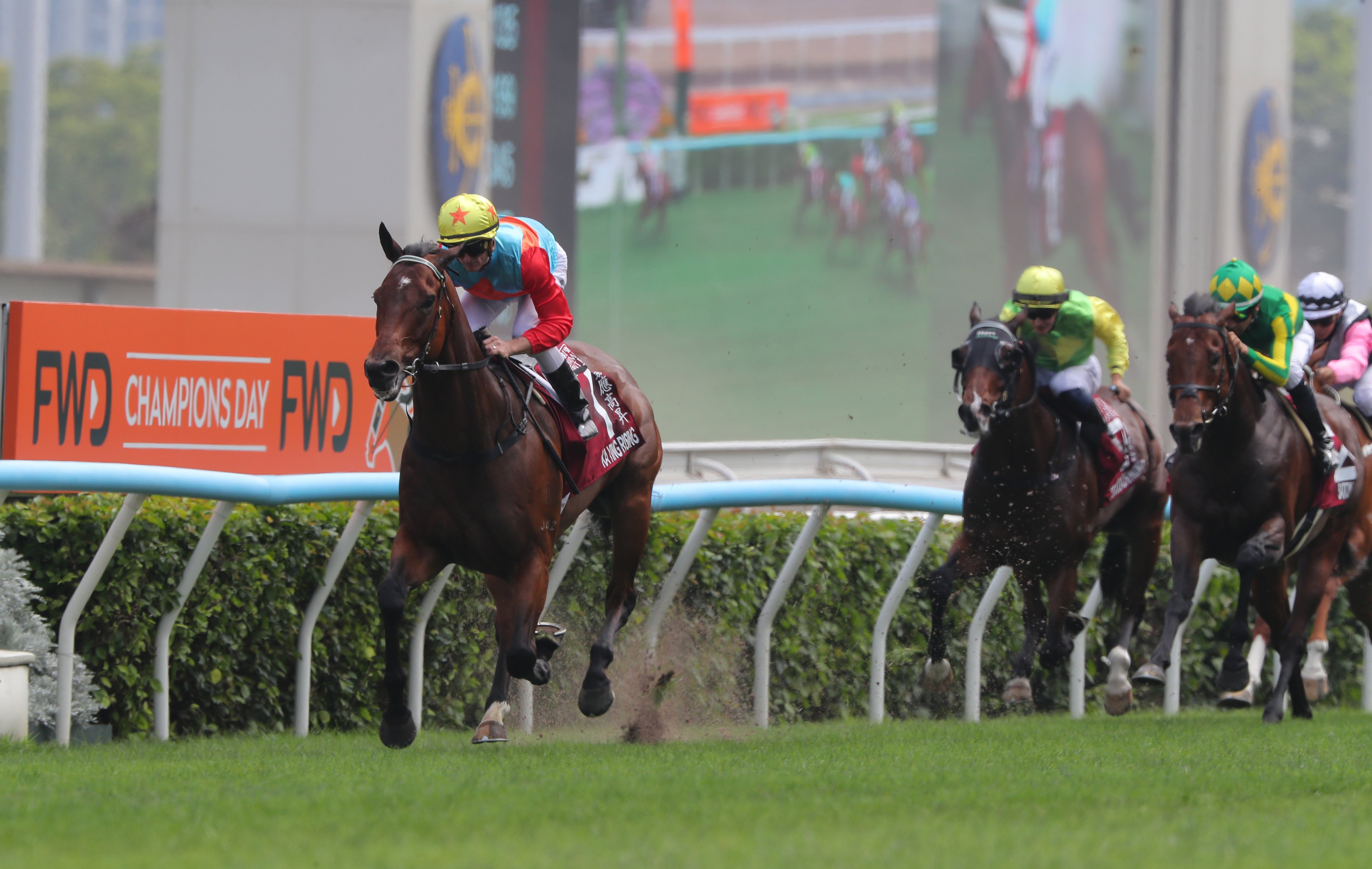 Ka Ying Rising wins the Group One Chairman’s Sprint Prize (1,200m). Photos: Kenneth Chan
