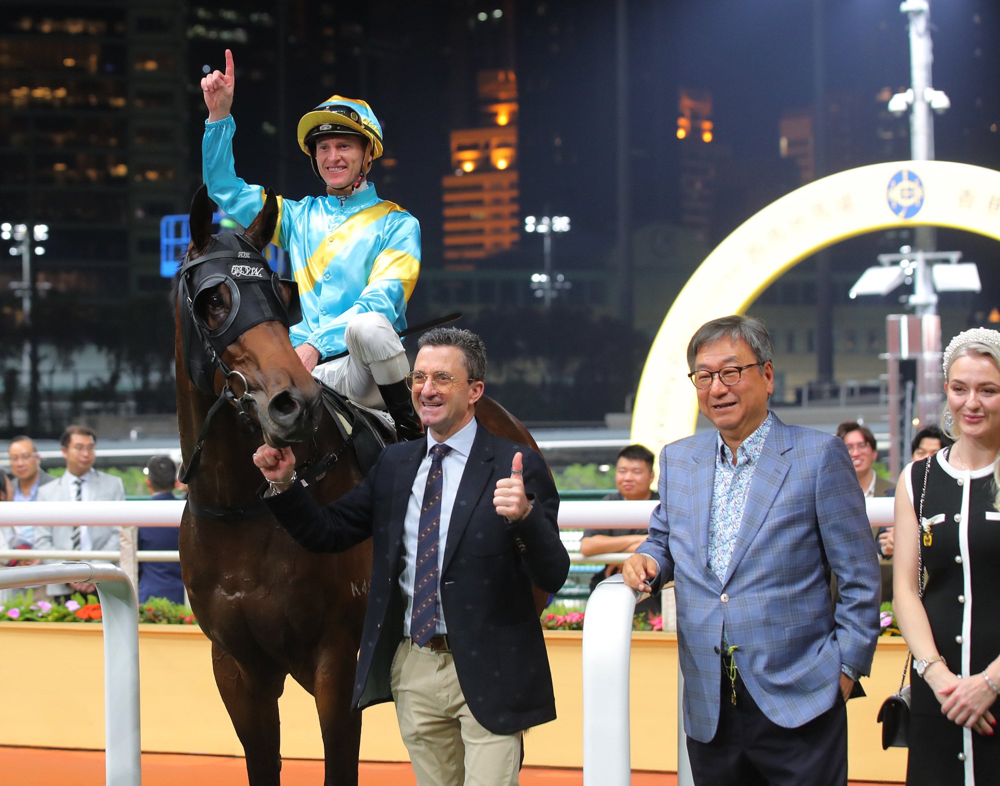 Zac Purton and Douglas Whyte celebrate the win of Giant Ballon.