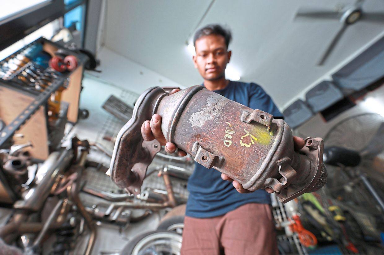 According to a used auto parts dealer in Malaysia, the increase in catalytic converter theft was closely linked to global price movements. Photo: The Star