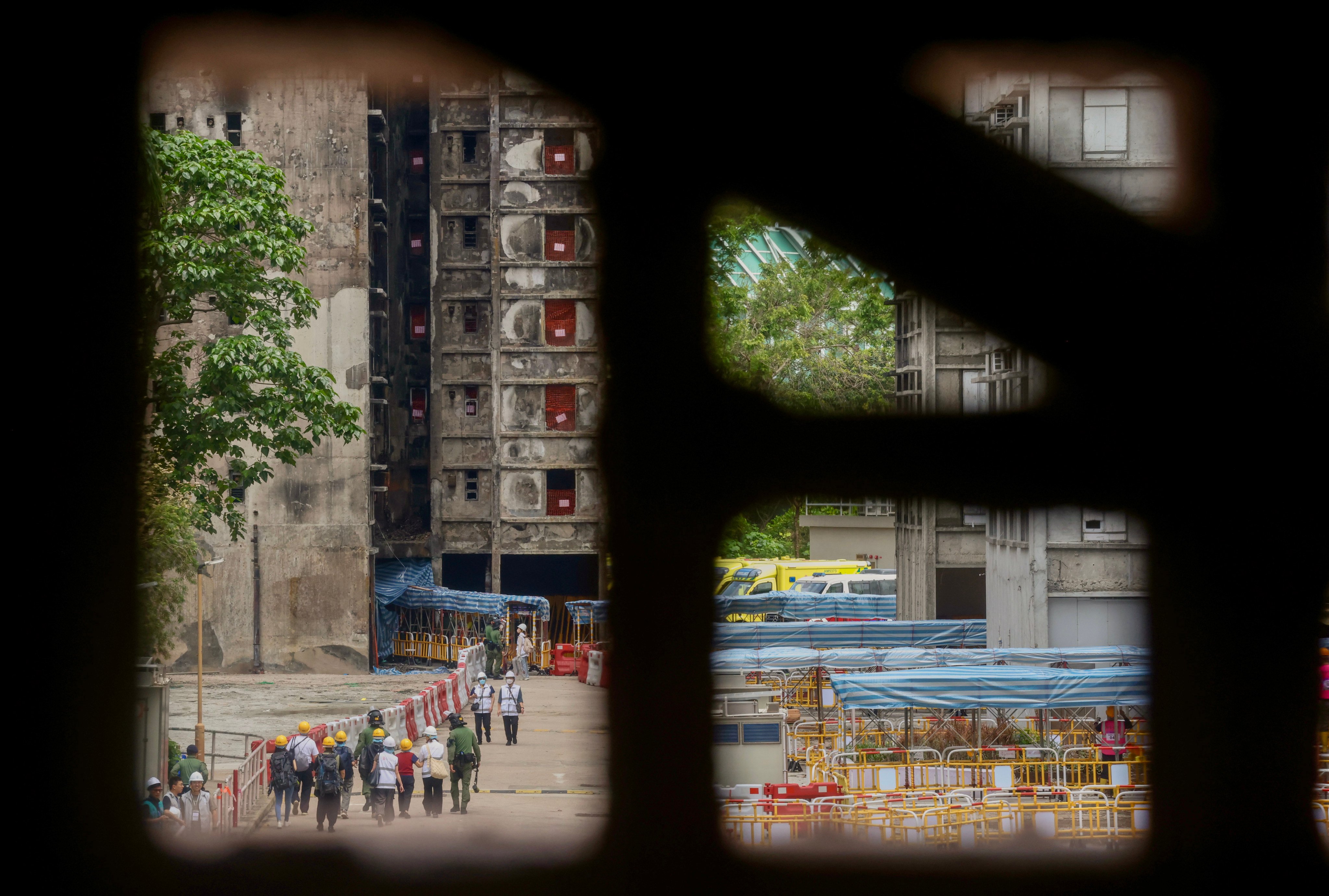Wang Fuk Court residents return to salvage personal belongings from their fire-ravaged homes on April 25. Photo: Jonathan Wong
