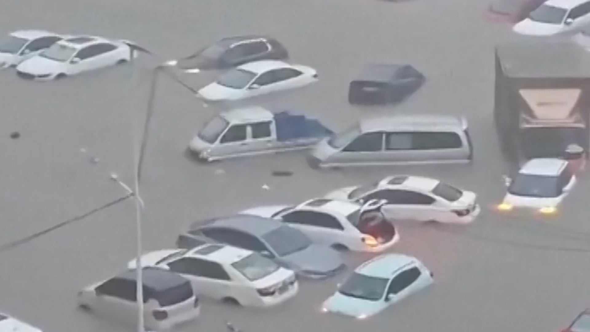 Severe weather has battered southern China’s Guangxi Zhuang autonomous region, triggering widespread urban flooding. In the coastal city of Qinzhou, hourly rainfall hit a peak of 143.3mm (5.6in), inundating streets and forcing school closures.
