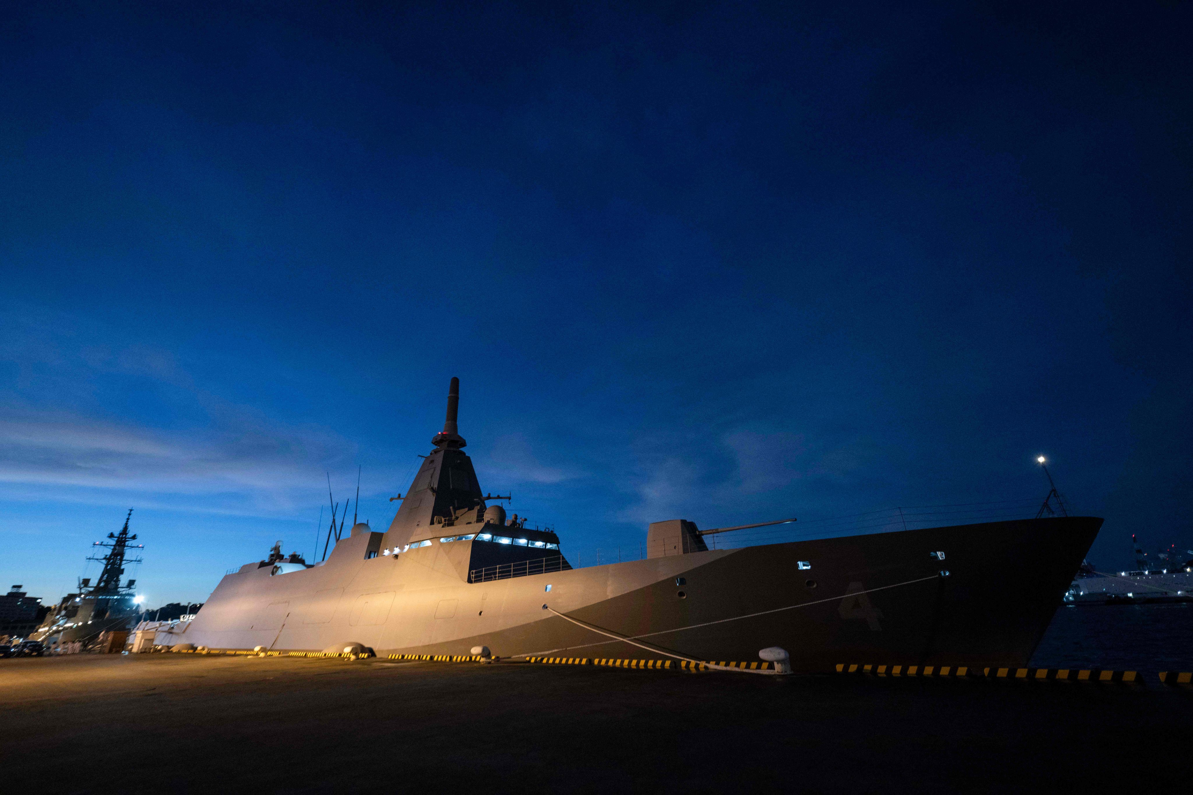 A Mogami-class stealth frigate JS Mikuma anchors at the Japan Self-Defence Forces’ naval base in Yokosuka, Kanagawa prefecture, on September 5, 2025. Photo: AFP