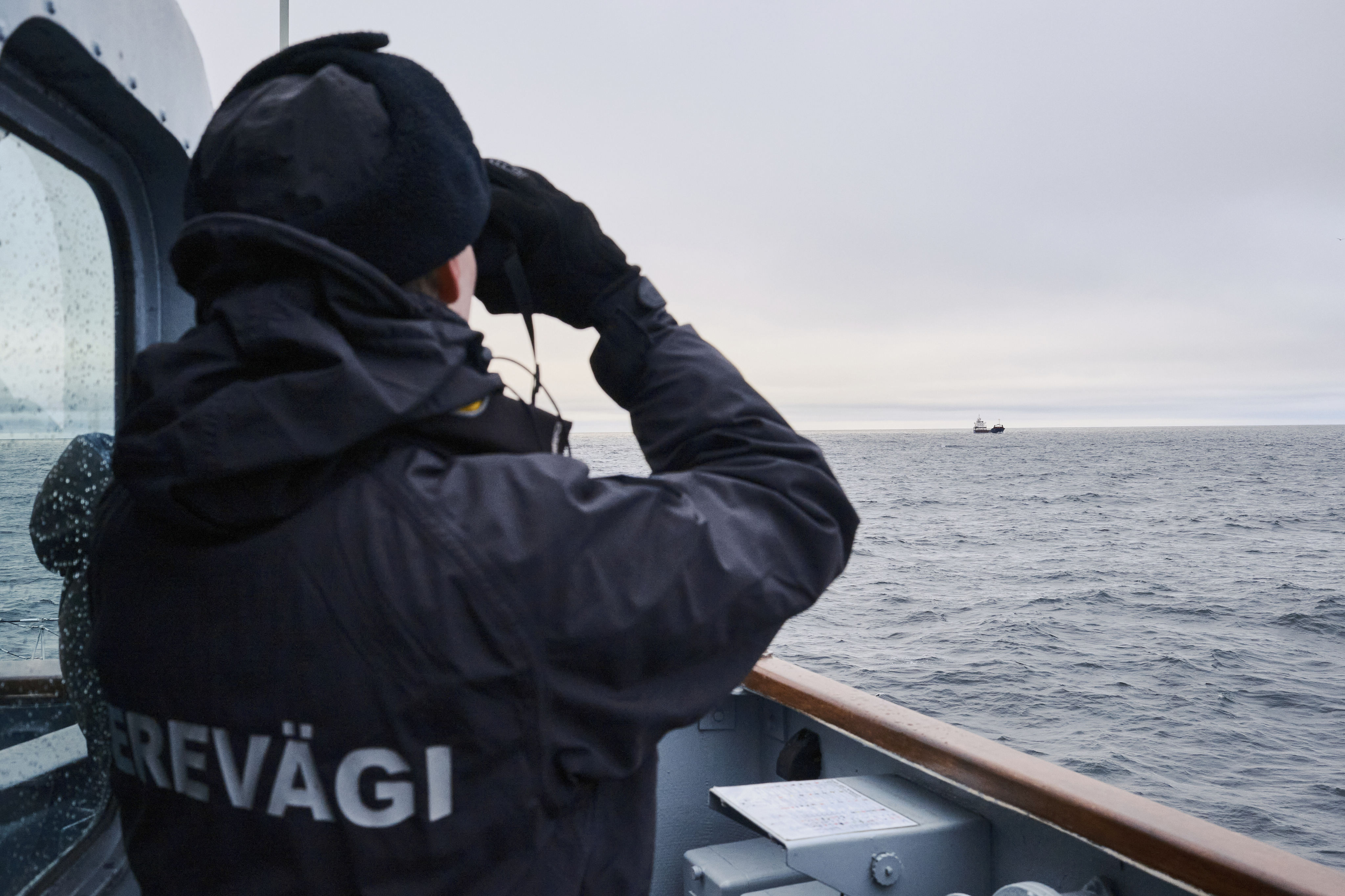 An Estonian naval ship sails in the Baltic Sea on January 9, 2025, as part of stepped-up Nato patrols in the region following suspected sabotage of undersea cables. Photo: AP
