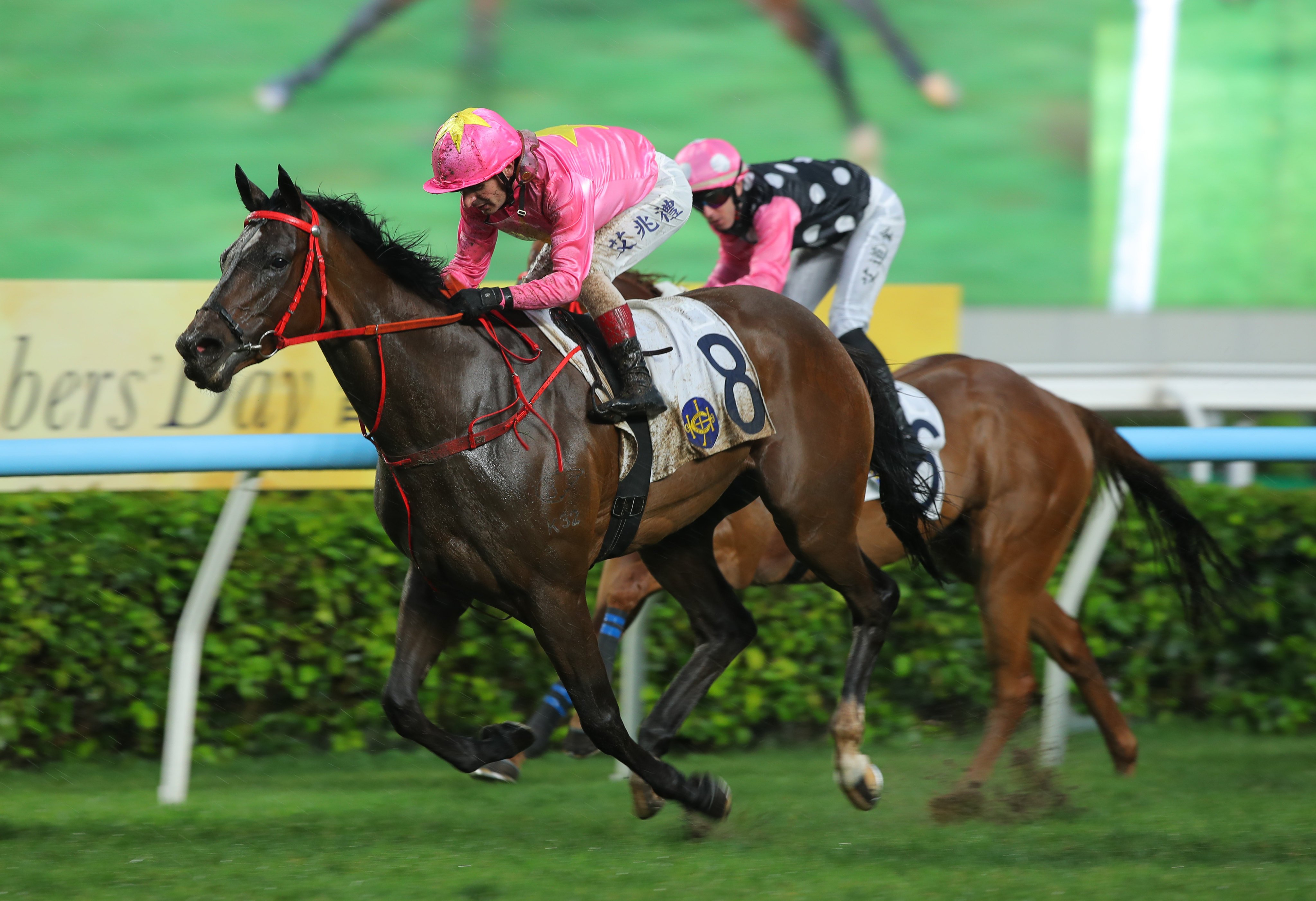 Sky Jewellery and Andrea Atzeni win at Sha Tin. Photos: Kenneth Chan