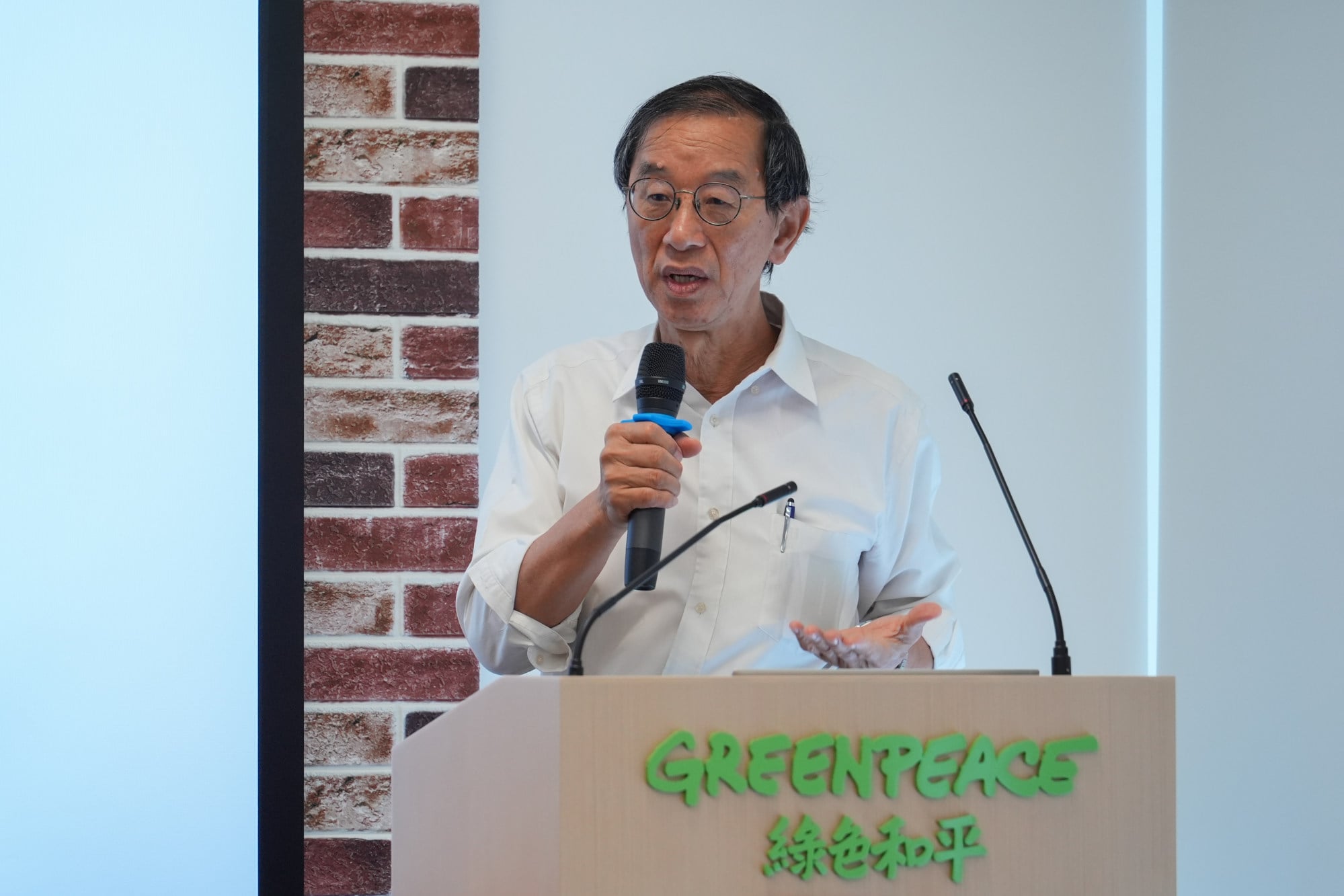 Lam Chiu-ying urges the government to define clear objectives for ecotourism. Photo: Eugene Lee