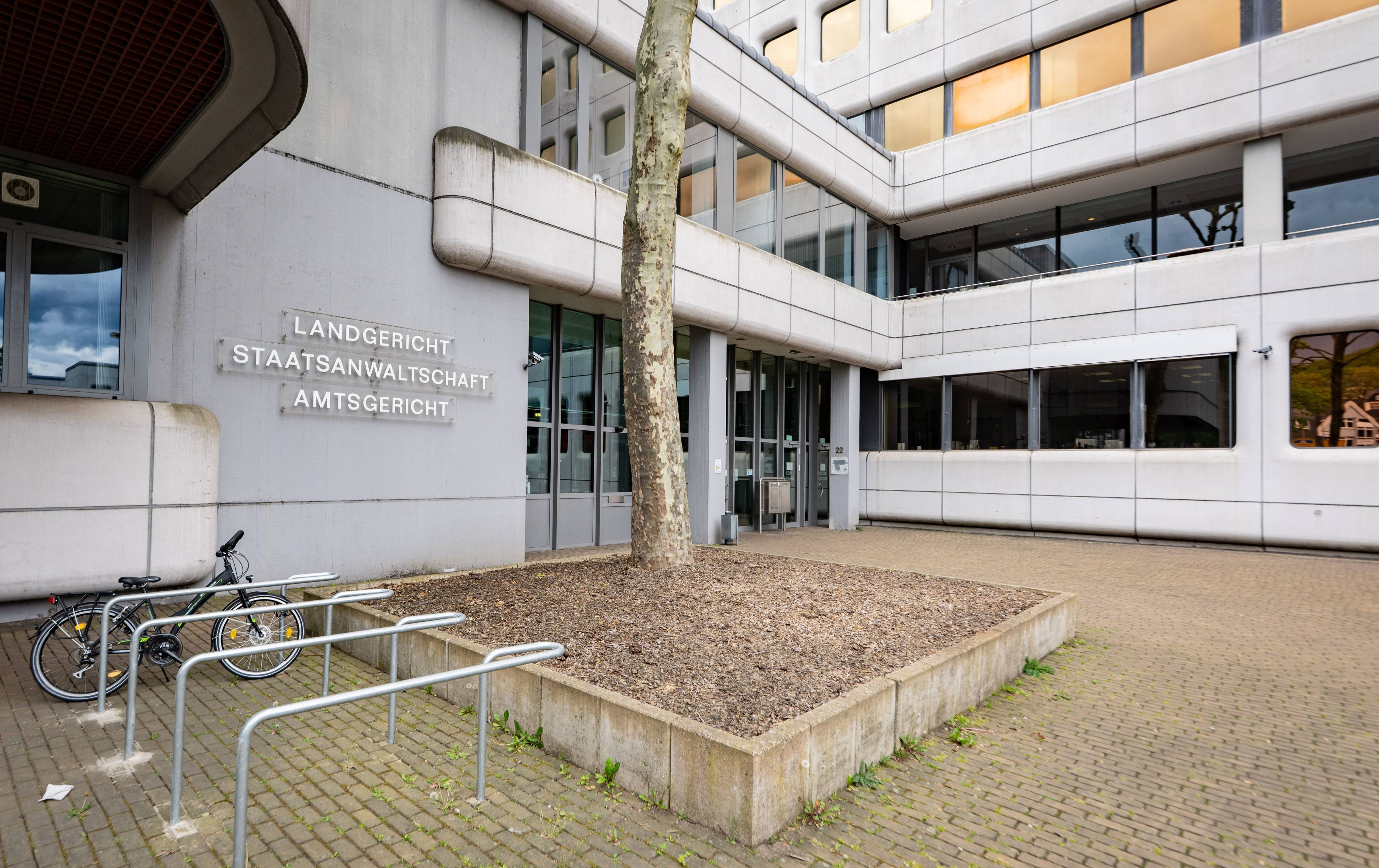 The courthouse in North Rhine-Westphalia, Siegen where the verdict is announced in the trial against the mother who kept her child hidden and completely cut off from the outside world for seven years. Photo: dpa