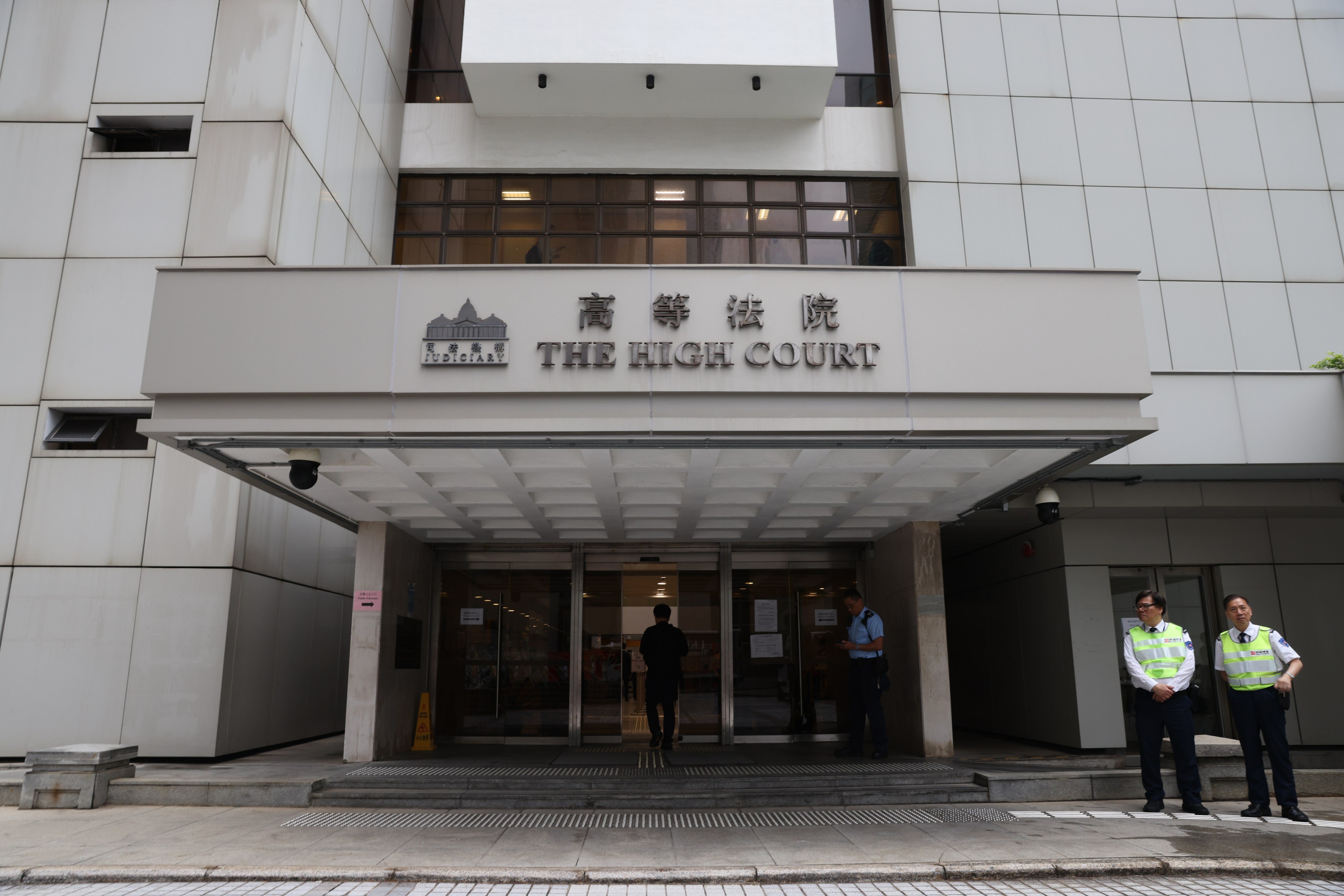 Prosecutors says Hau Yan-ki, who was just 18 at the time, met her targets on Facebook and dating app.  Photo: Yik Yeung-man