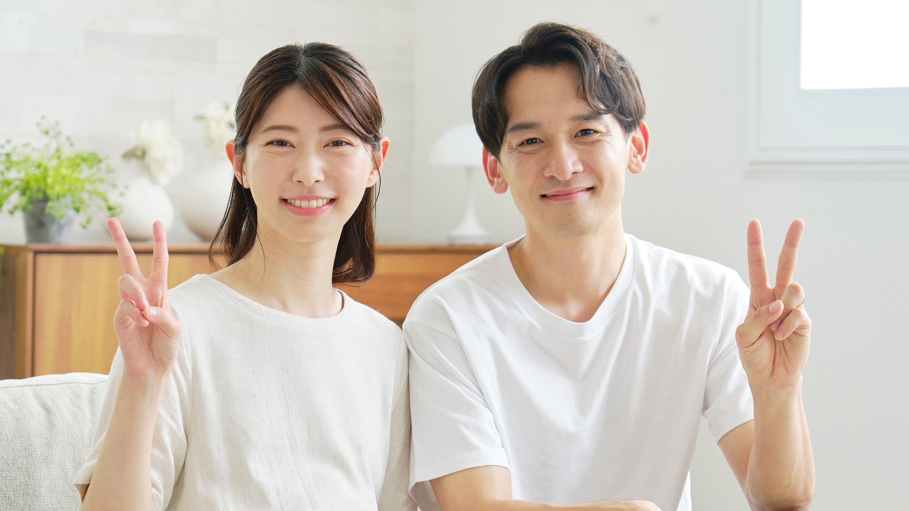 scmp.com - Zoey Zhang - China TV show exposes scam linking 'peace' sign selfies to privacy risks