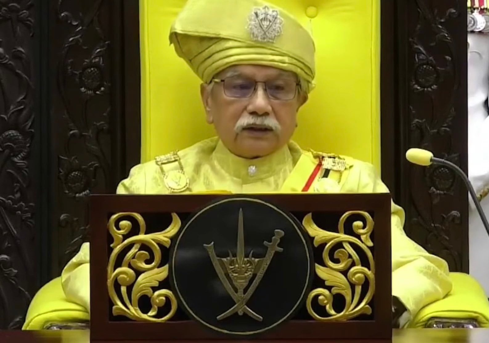 Tuanku Muhriz Tuanku Munawir, the royal ruler of Negeri Sembilan, speaks during the opening of the Negeri Sembilan state assembly in Seremban, Malaysia, on April 23, 2026. Photo: YouTube