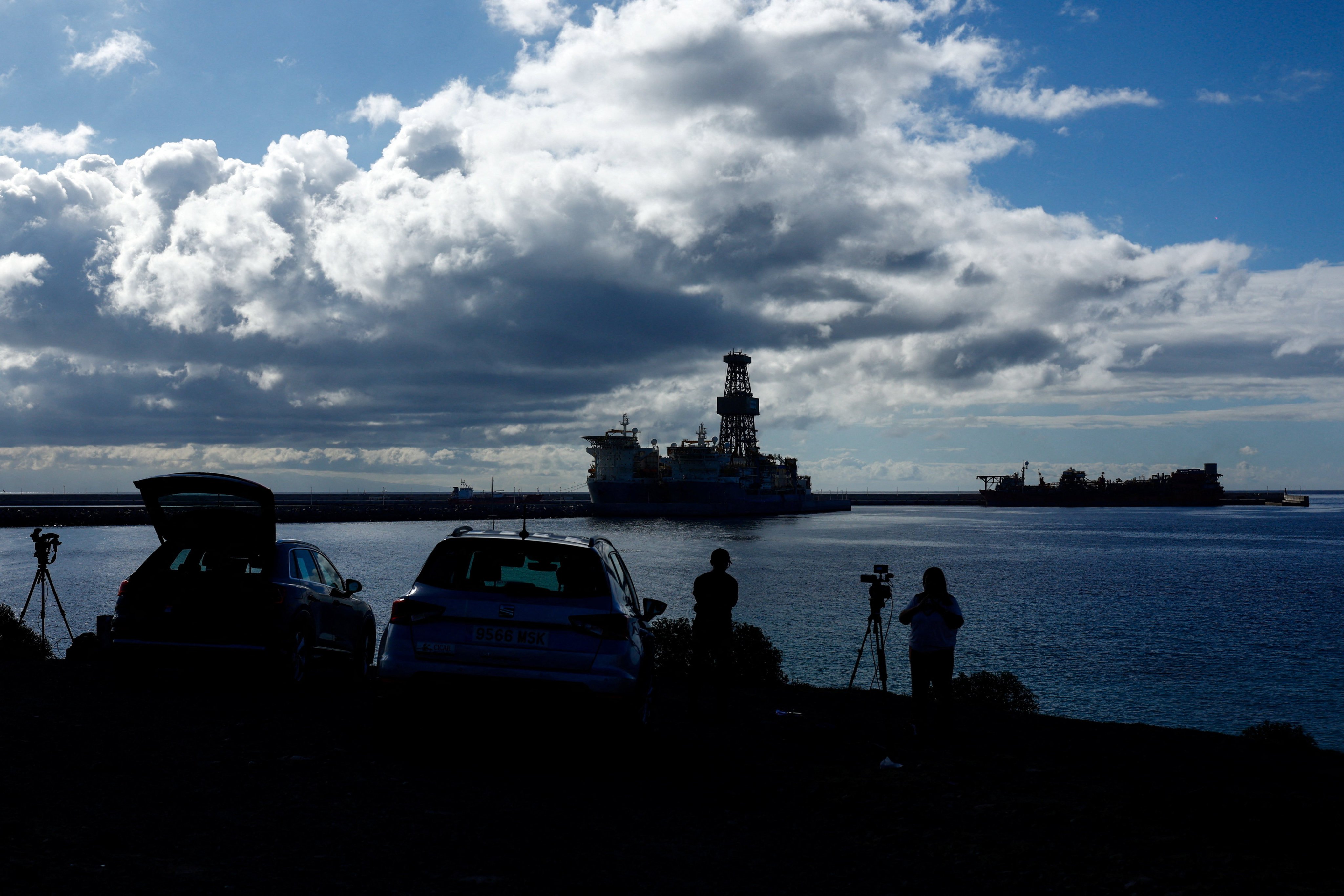 Members of the media await the arrival of the cruise ship MV Hondius at the port of Granadilla on the island of Tenerife, Spain, on Friday. Photo: Reuters