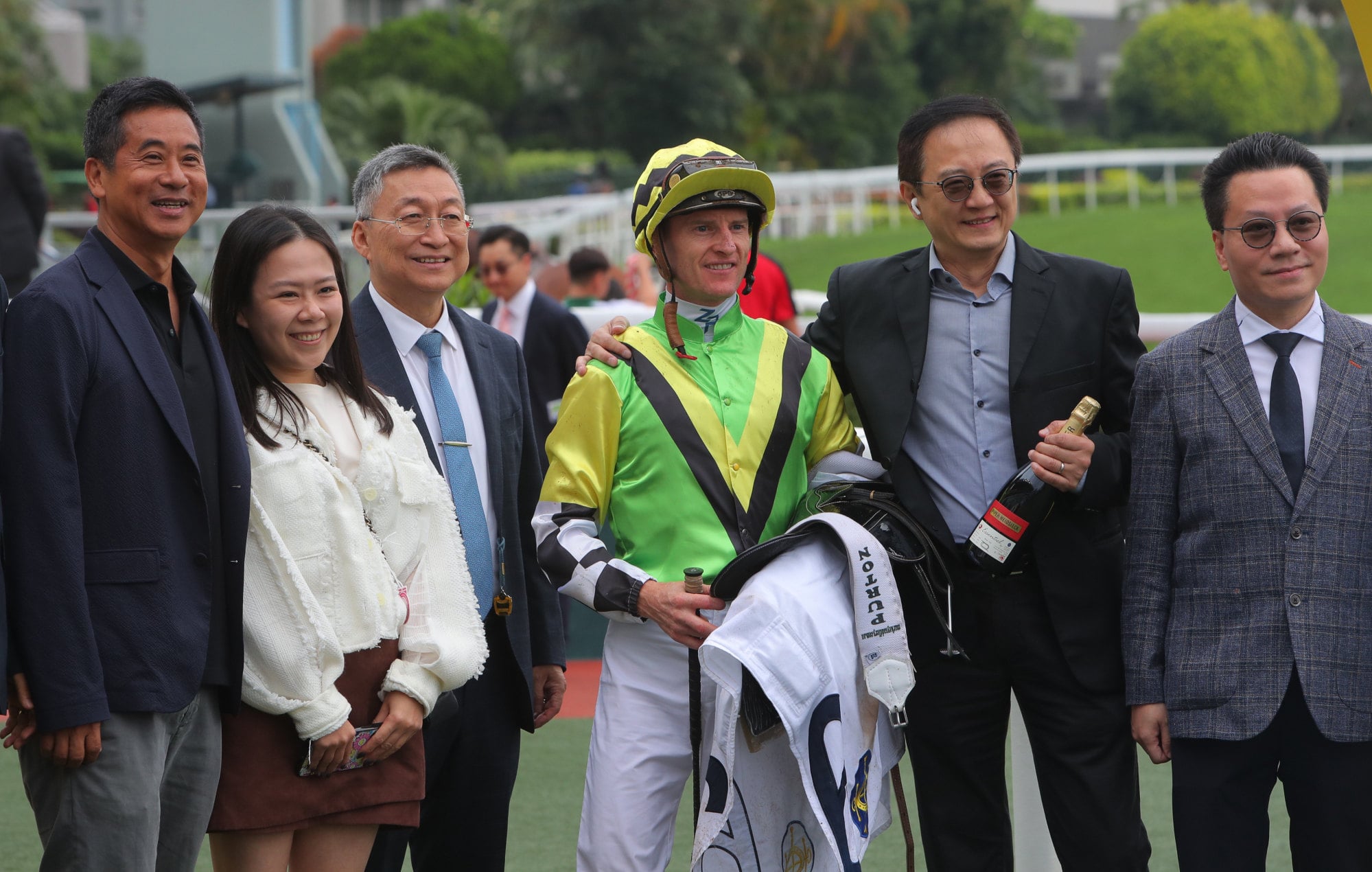 Zac Purton, Francis Lui and connections celebrated the win of Invictus Dragon.