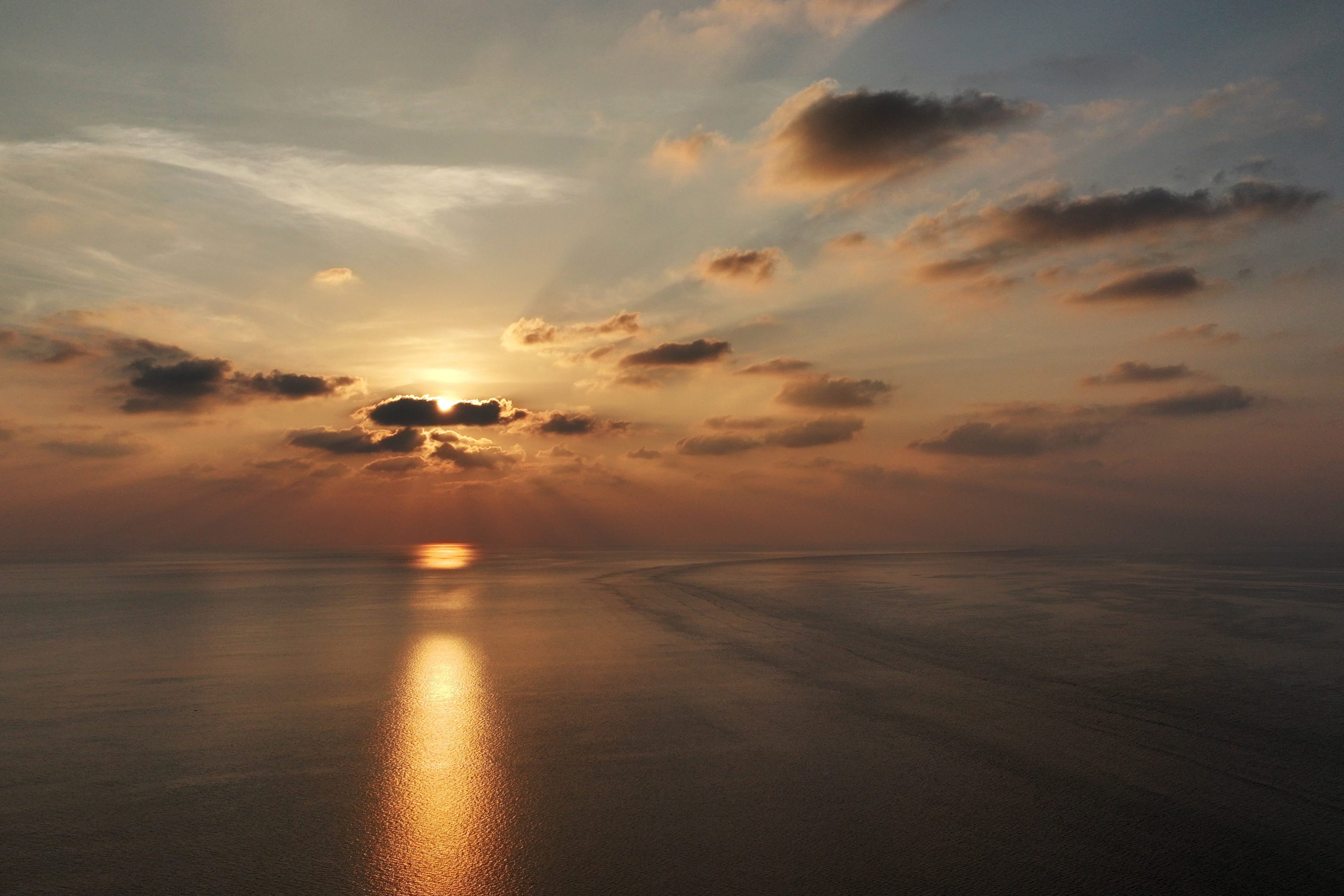 Sunset over the South China Sea. Vietnam cites claims dating back to the 17th century to assert ownership over the Paracel and Spratly Islands. Photo: Xinhua