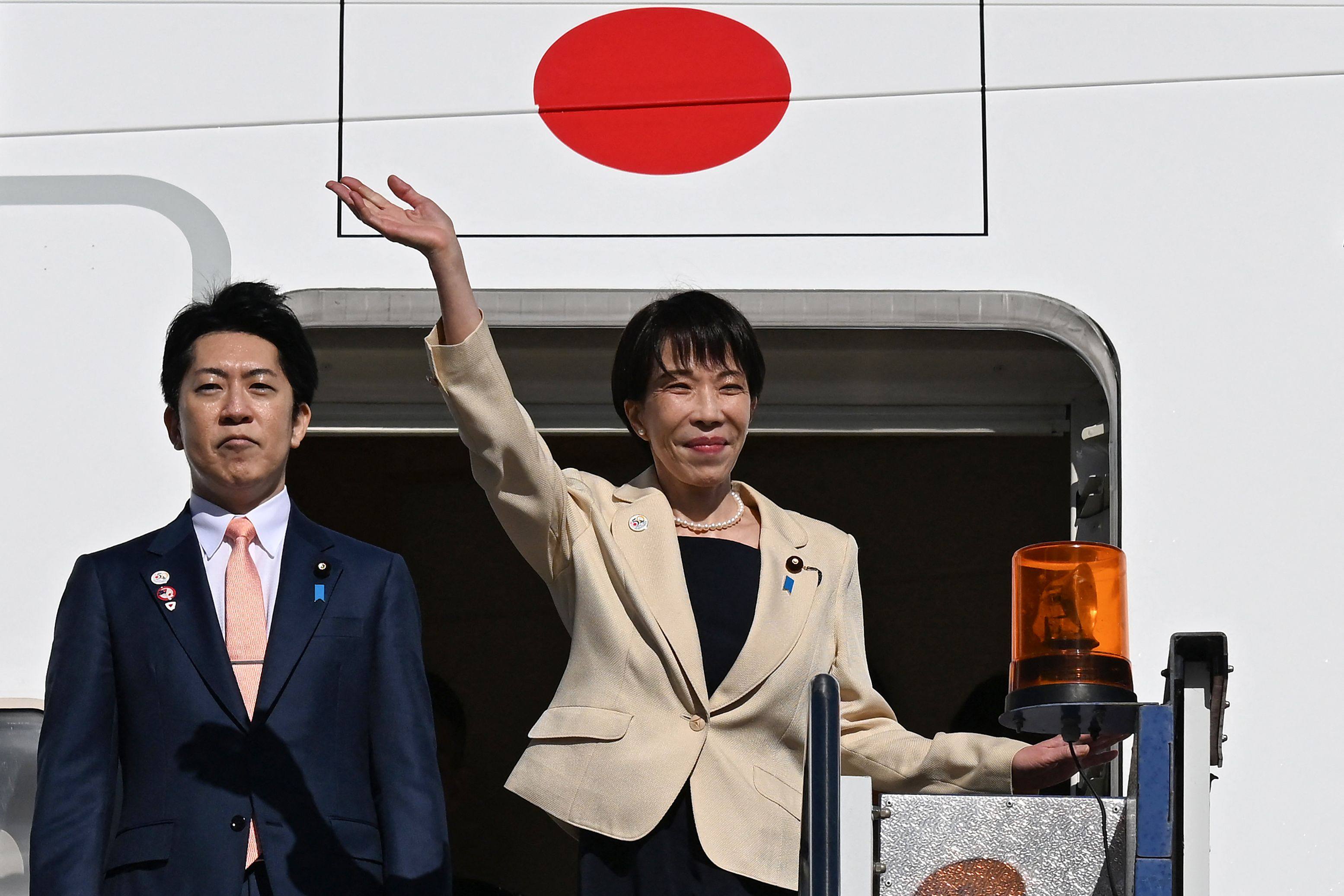 Japan’s Prime Minister Sanae Takaichi waves as she departs from Canberra on May 5 after a three-day official visit to Australia. Photo: AFP