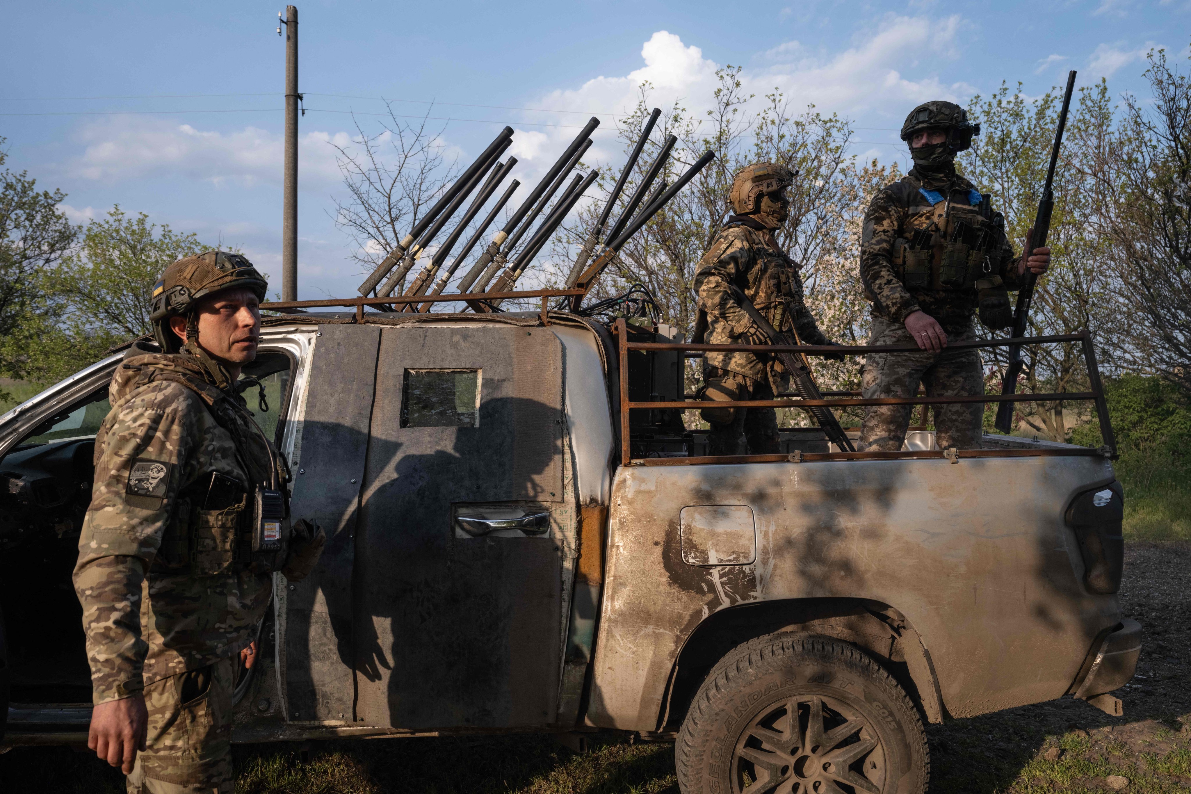 Ukrainian servicemen hold their positions at an undisclosed location near the frontline on Thursday. Photo: 93rd Kholodnyi Yar Separate Mechanised Brigade  via AFP