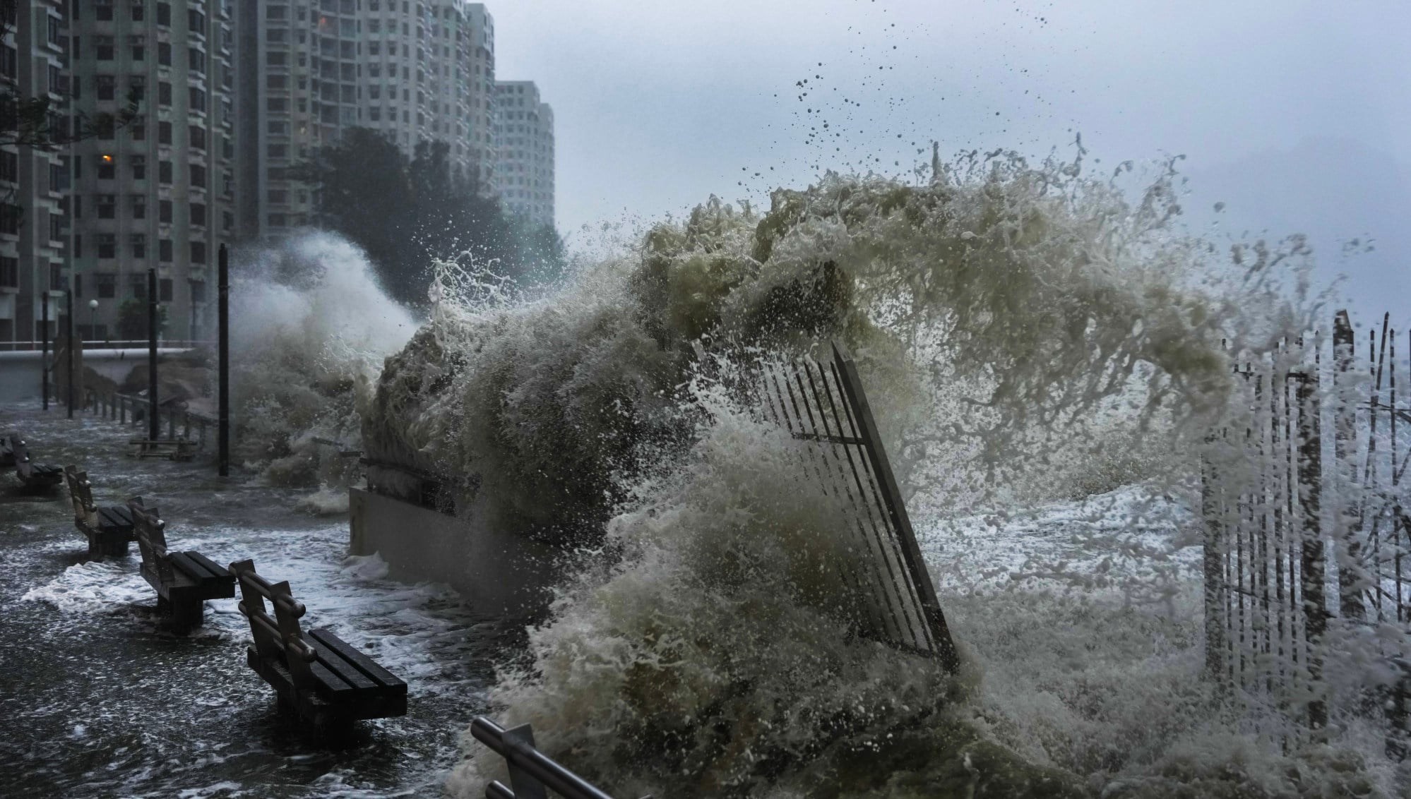 Waves crash onto the flooded shore along the Heng Fa Chuen waterfront while a No 10 typhoon warning signal is in force on September 24 last year. Photo: Karma Lo Waves crash onto the flooded shore along the Heng Fa Chuen waterfront while a No 10 typhoon warning signal is in force on September 24 last year. Photo: Karma Lo