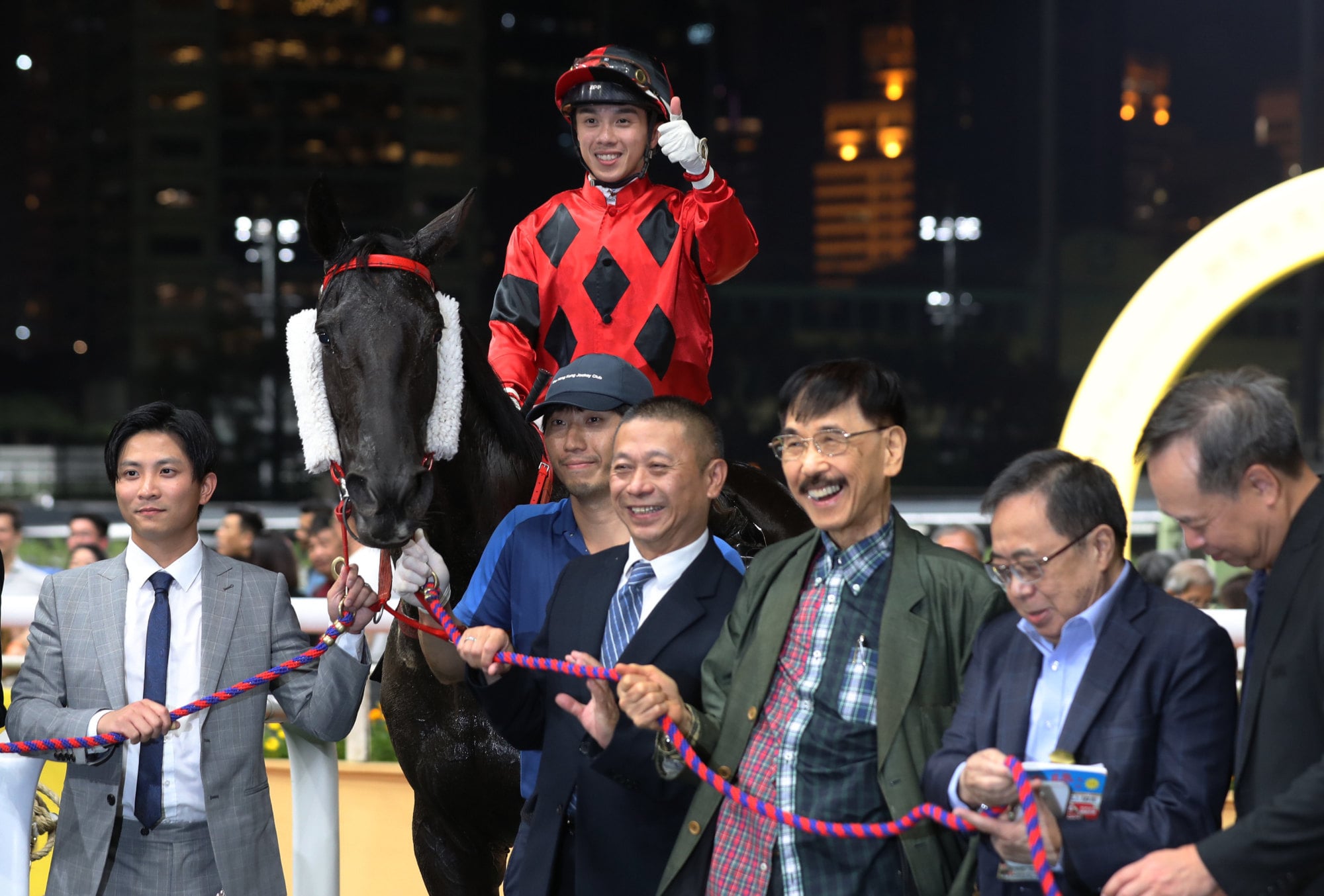 Angus Chung rides General Redwood to glory at Happy Valley.