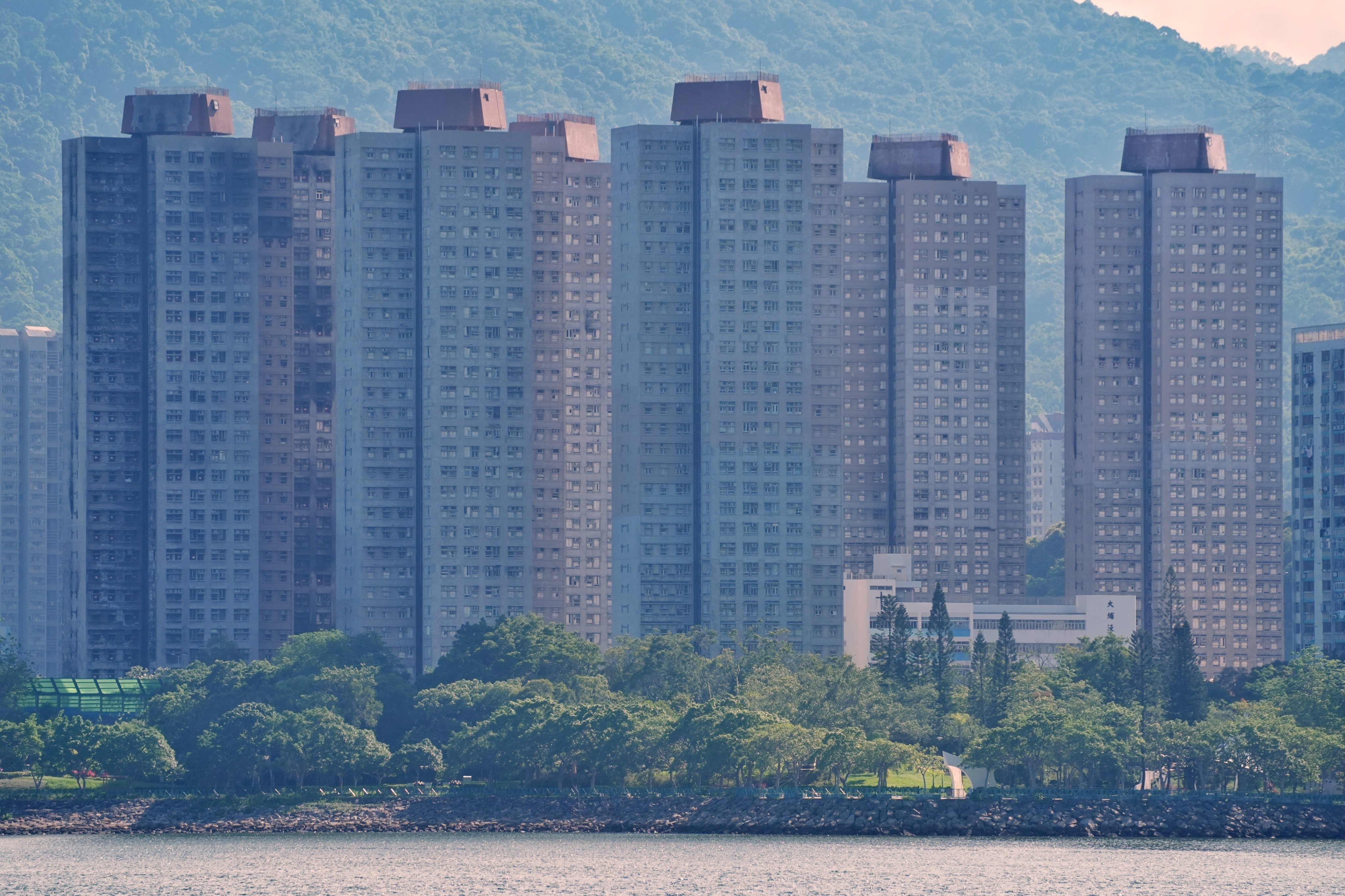 Wang Fuk Court homeowners have been given until August 31 to accept a government buy-back offer. Photo: Elson Li