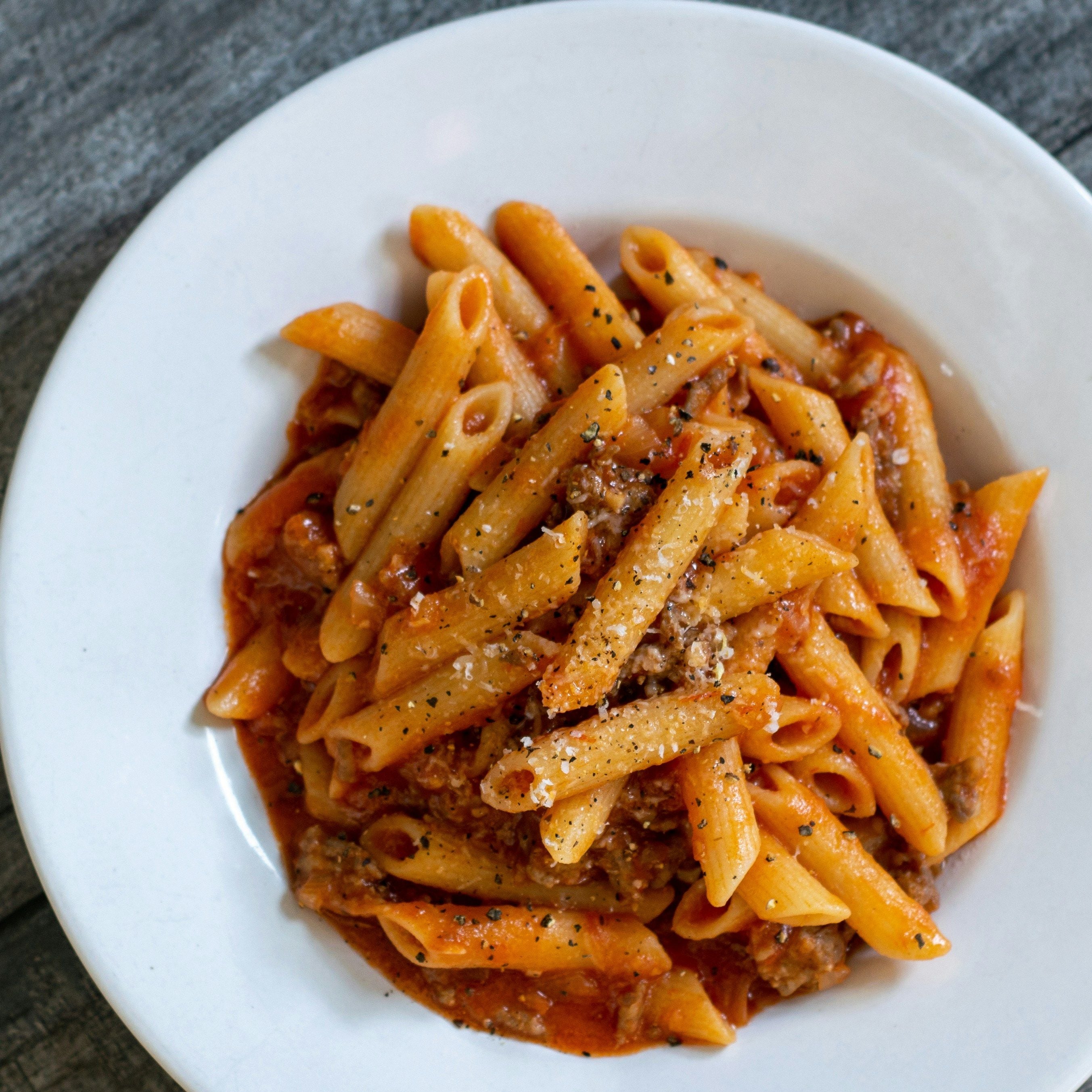 Simple carbohydrates and home-cooked meals are ideal the night before a race. Photo: Unsplash
