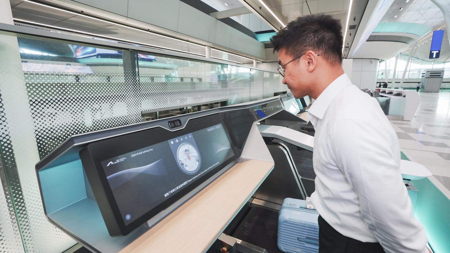 A self check-in counter at Hong Kong International Airport’s revamped Terminal 2. Photo: Handout