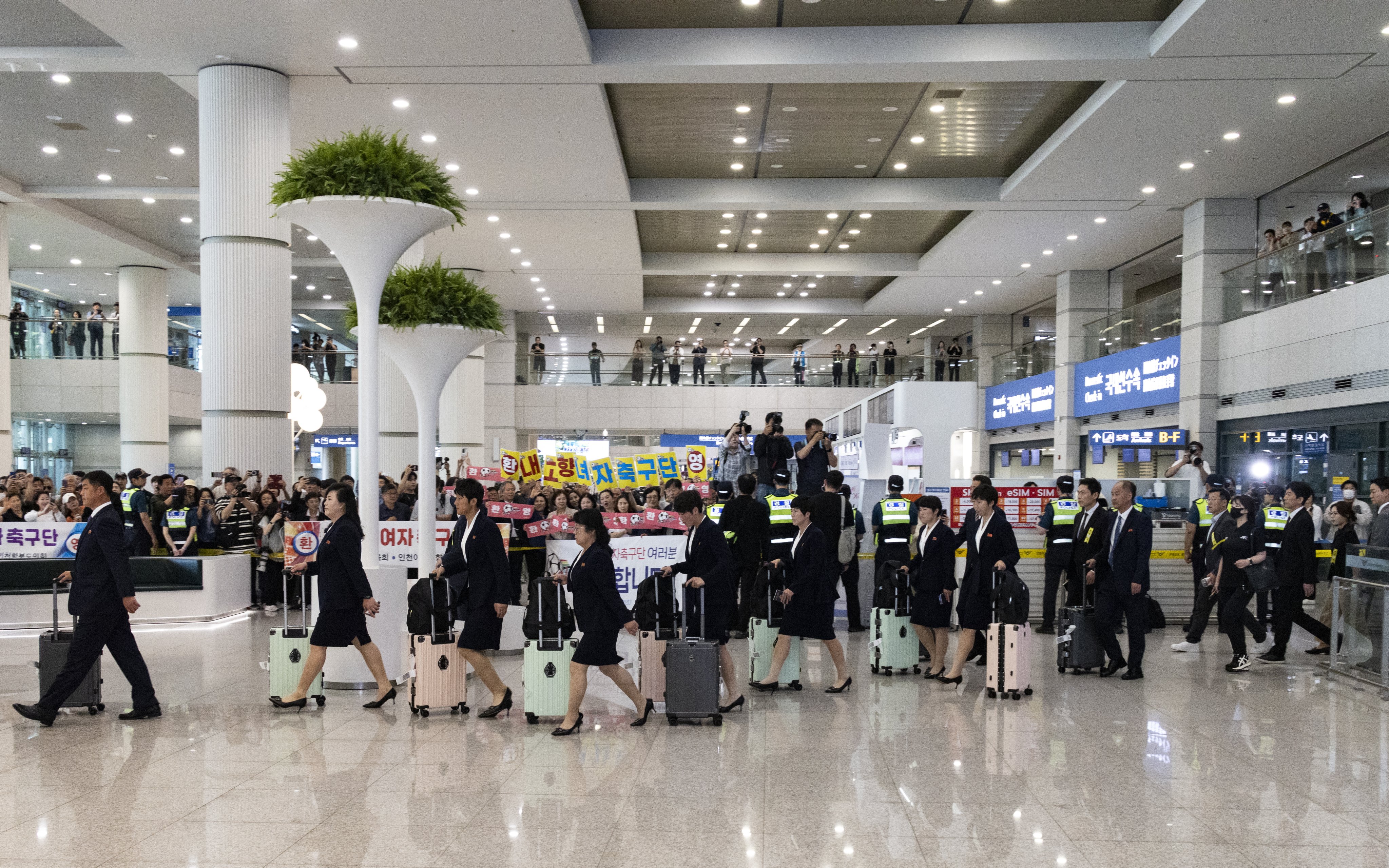 North Korean Naegohyang Women’s FC soccer team arrives at the Incheon International Airport in Incheon, South Korea, on Sunday. Photo: EPA-EFE