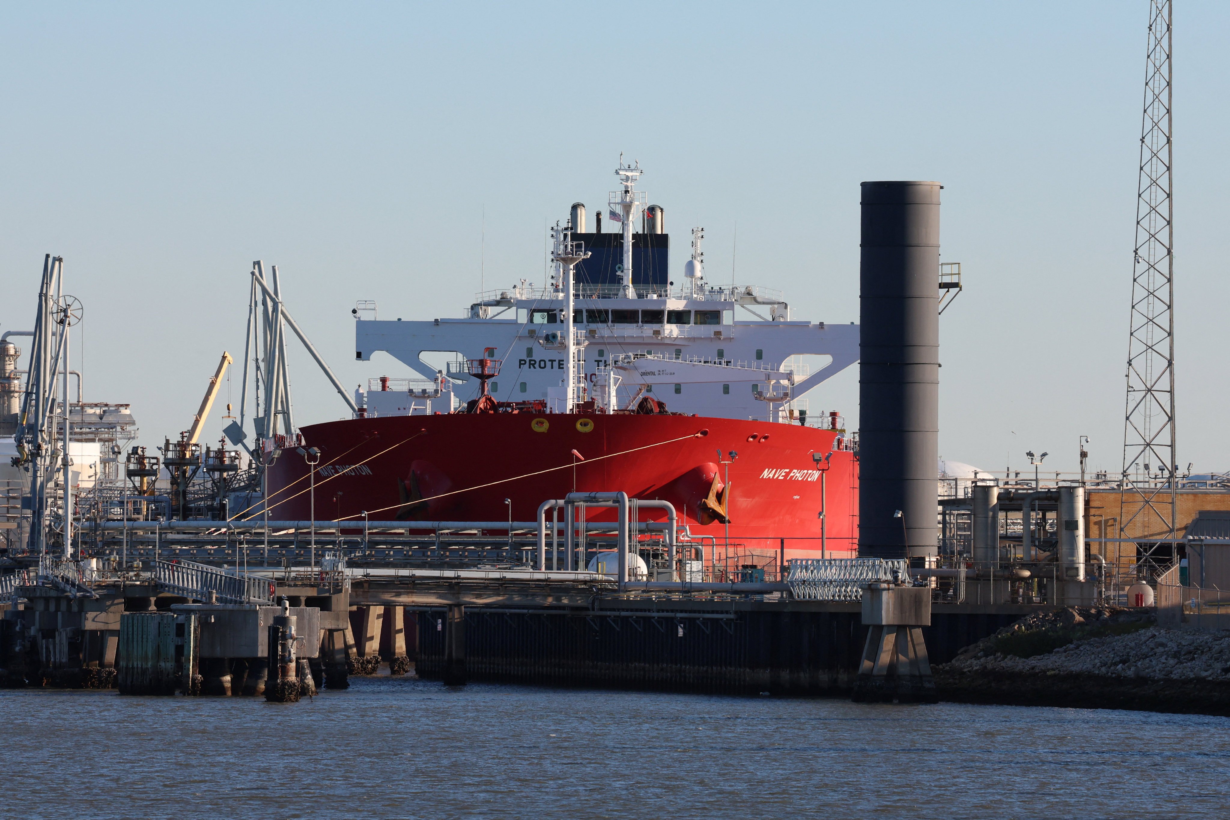 A tanker carrying crude oil from Venezuela docks at Port Freeport in Freeport, Texas, on January 15. Photo: Reuters