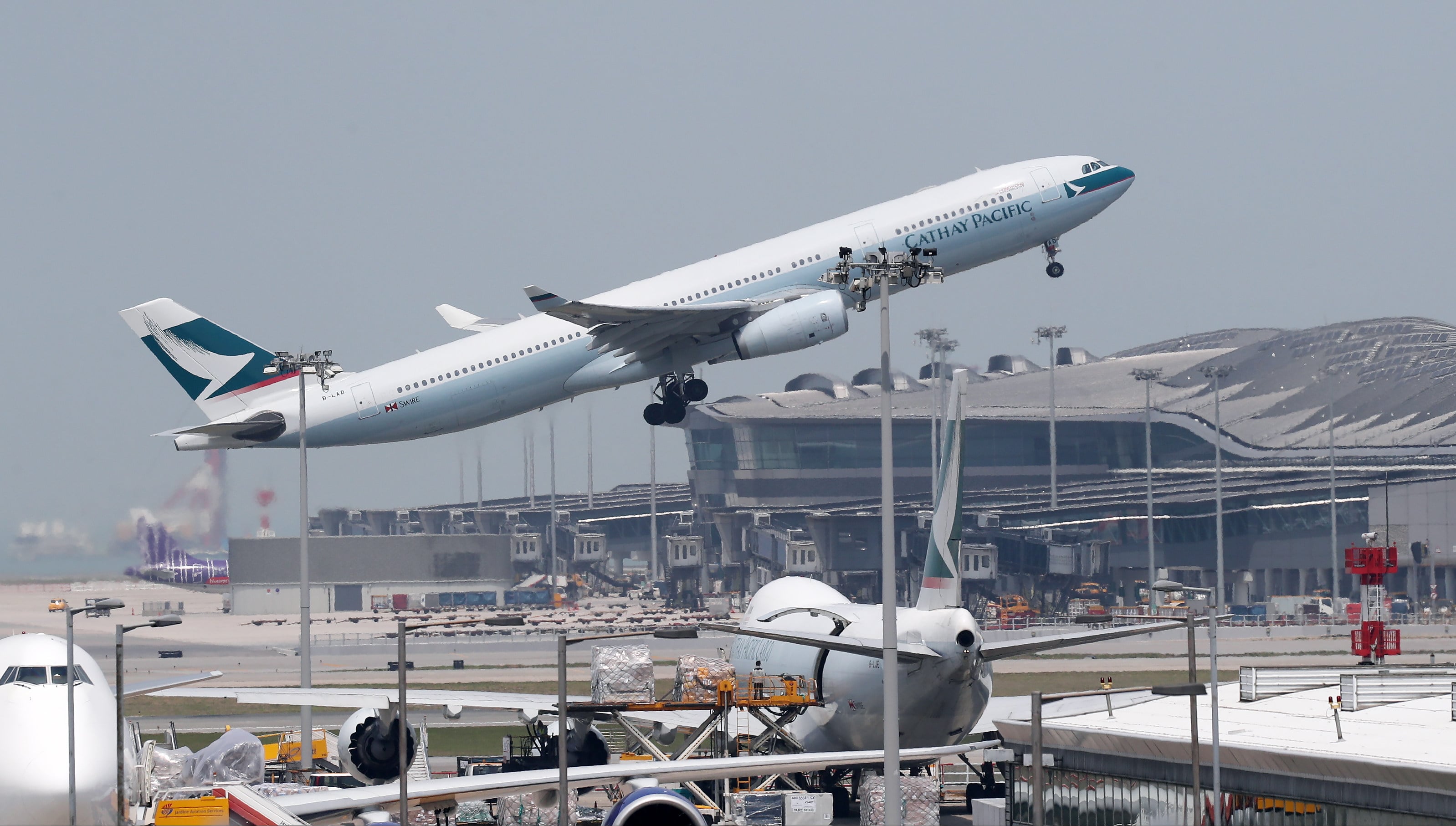 Local airlines have adjusted their cargo fuel surcharges twice this month in line with falling global fuel prices, transport minister Mable Chan says. Photo: Edward Wong