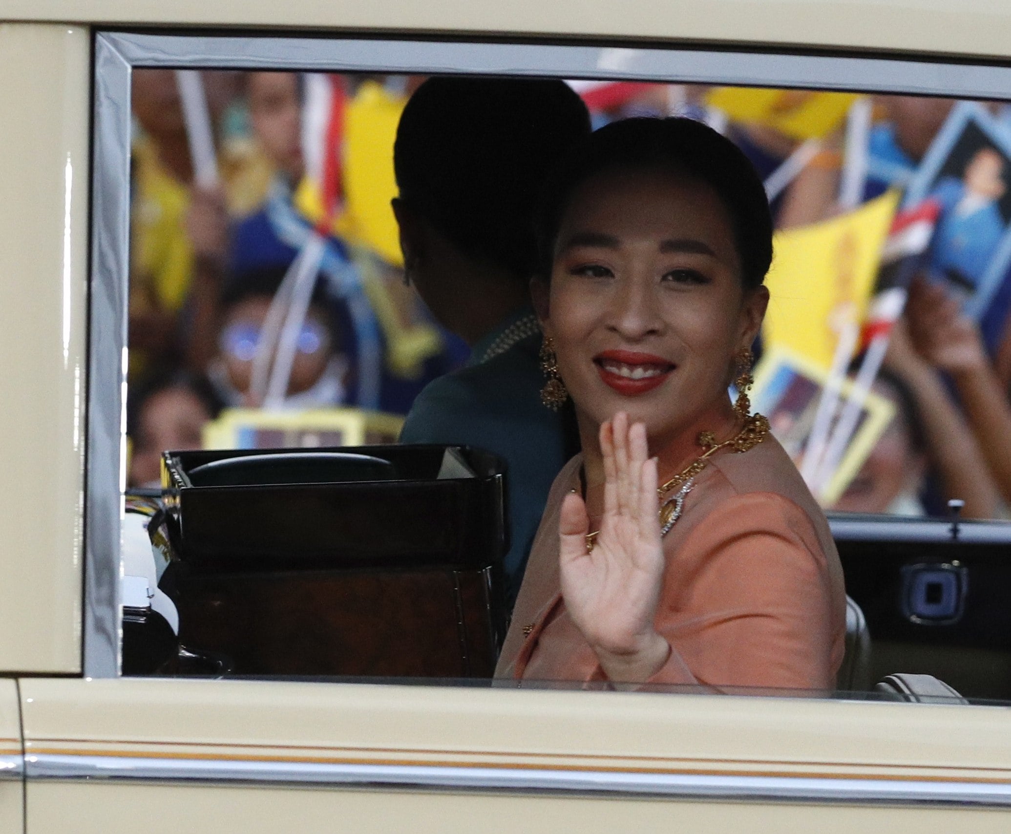Thai ⁠Princess Bajrakitiyabha waves to supporters in Bangkok in 2020. Photo: EPA-EFE