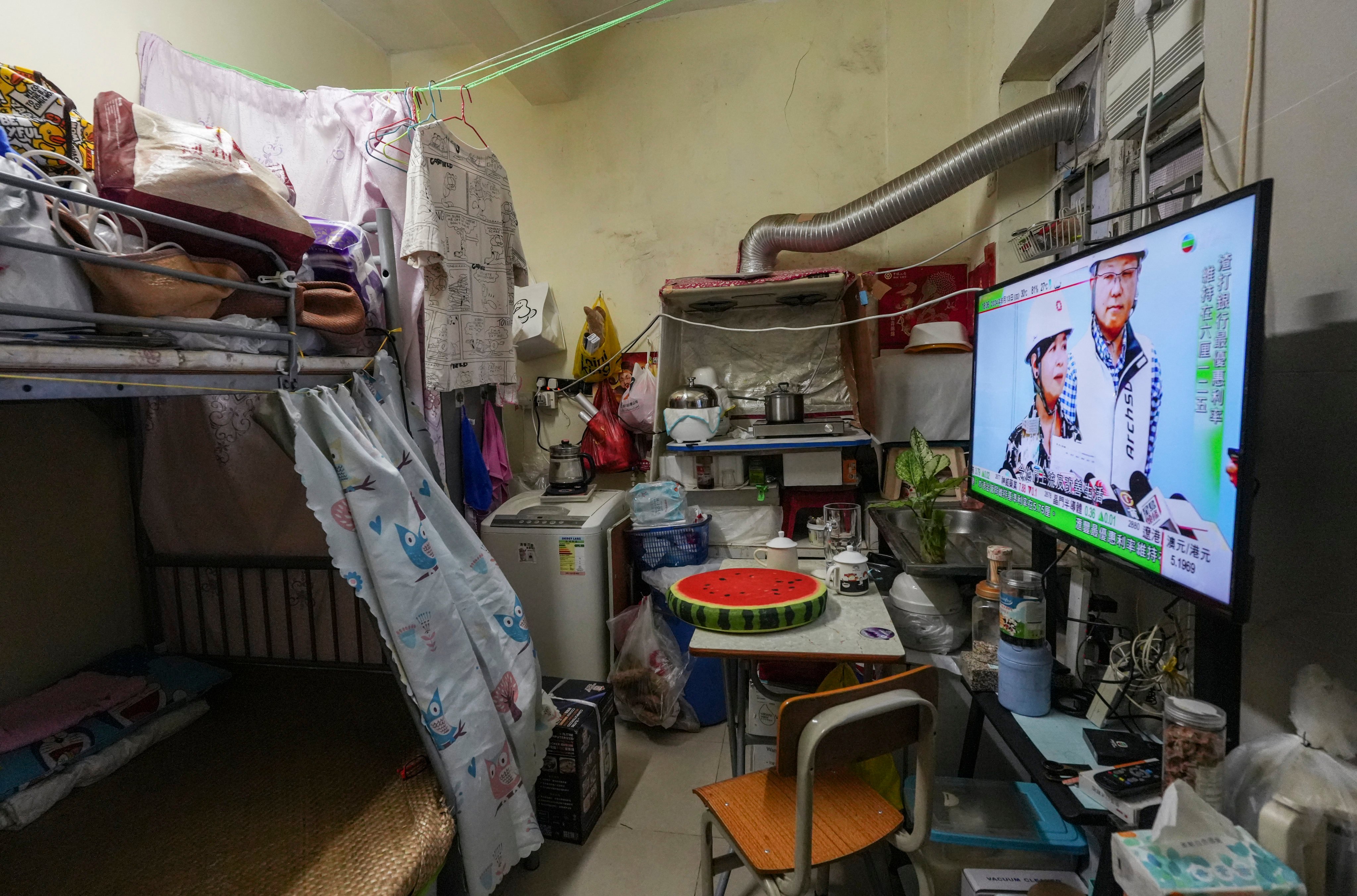 As many as two-thirds of 158 subdivided housing tenants supported by an NGO in Hong Kong have shown signs of anxiety or depression. Photo: Sun Yeung