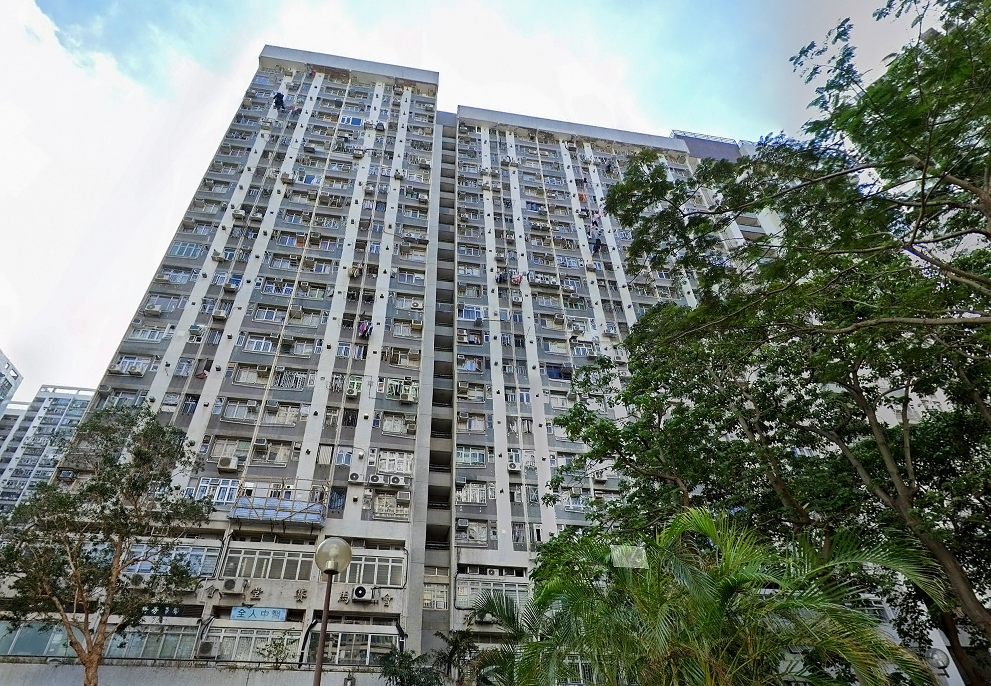 Shek Ping House in Long Ping Estate. Photo: Google Maps