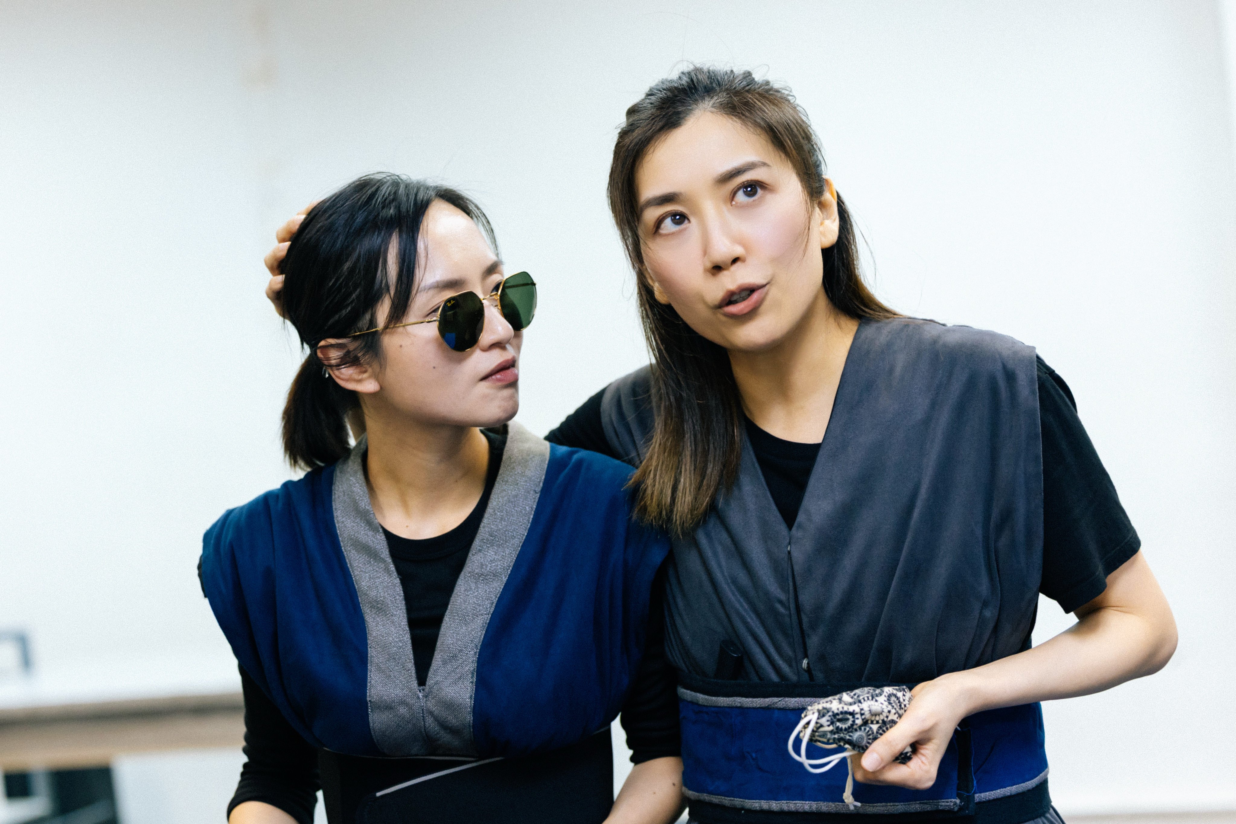 Hong Kong actress Mandy Wong (right) rehearses a scene from Tang Shu-wing’s Cantonese adaptation of Shakespeare’s Othello. Photo: Lee Wai-leung, courtesy of Tang Shu-wing Theatre Studio