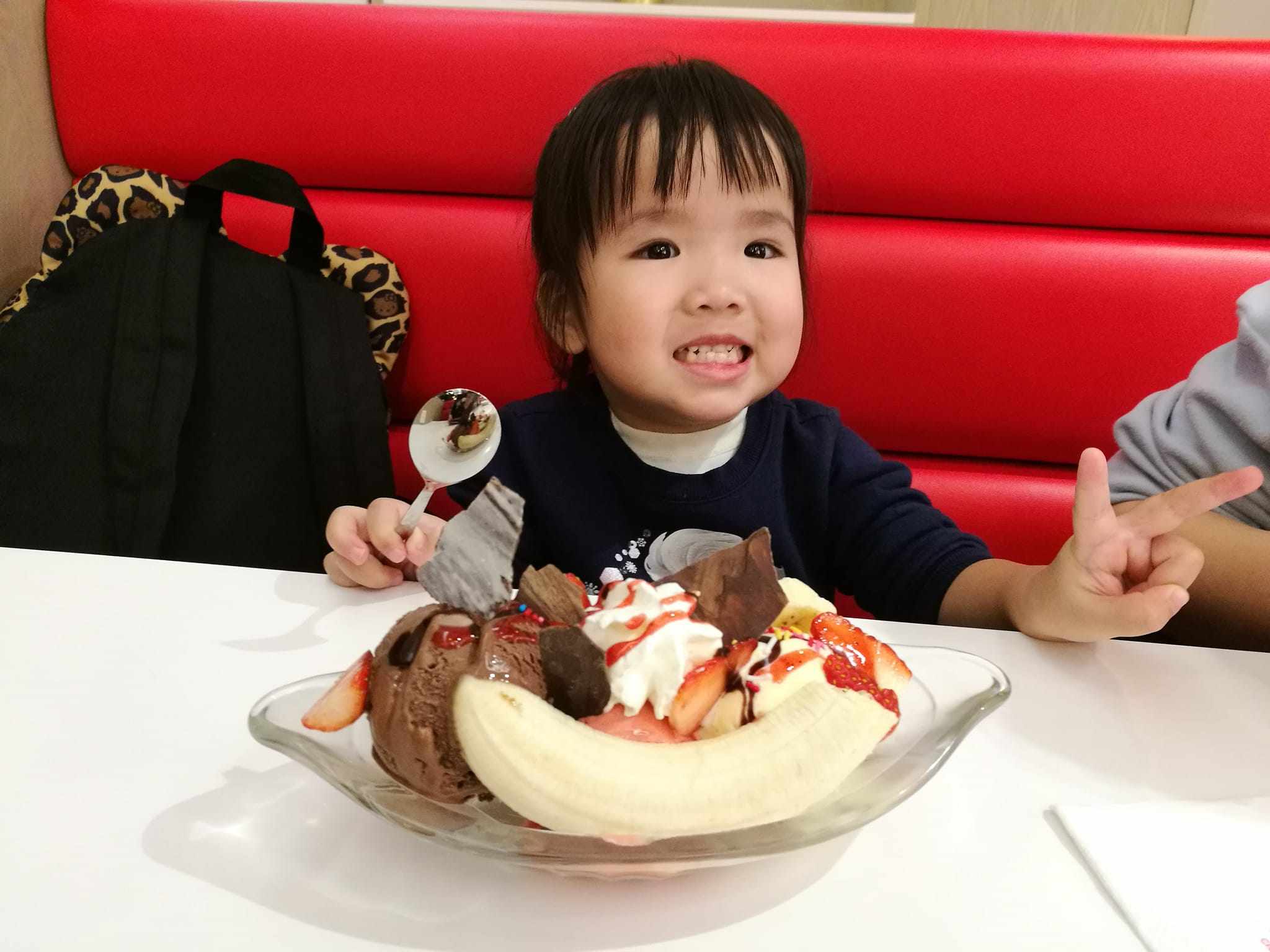 Chau Tin-yu, who was diagnosed with cancer in 2018, fell into a vegetative state after an operation to remove a tumour. She was four at the time. Photo: Handout