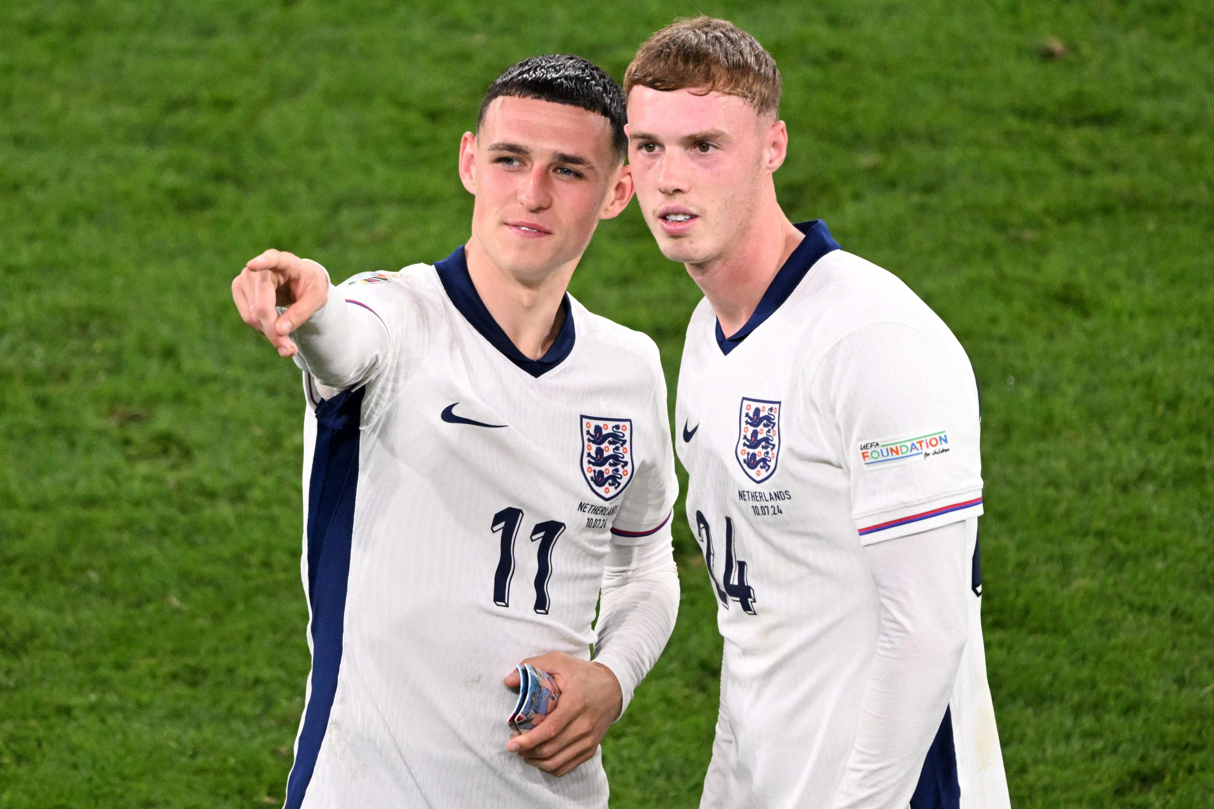 Manchester City’s Phil Foden and Chelsea's Cole Palmer have paid the price for poor seasons with their clubs. Photo: AFP