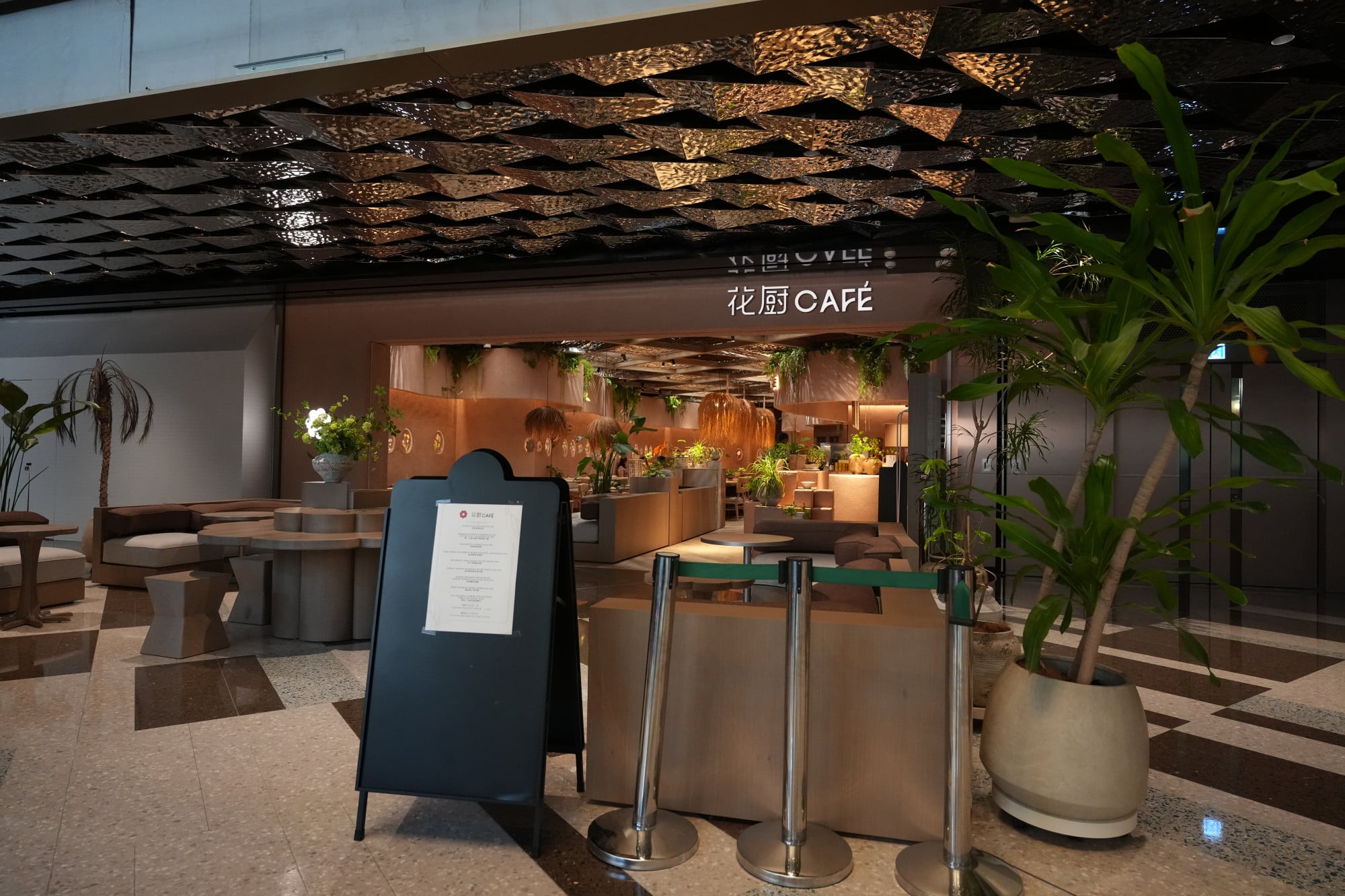 A cafe at 11 Skies. Experts say the complex must offer unique or popular attractions to compete with Hong Kong’s city-centre malls. Photo: Karma Lo A cafe at 11 Skies. Experts say the complex must offer unique or popular attractions to compete with Hong Kong’s city-centre malls. Photo: Karma Lo