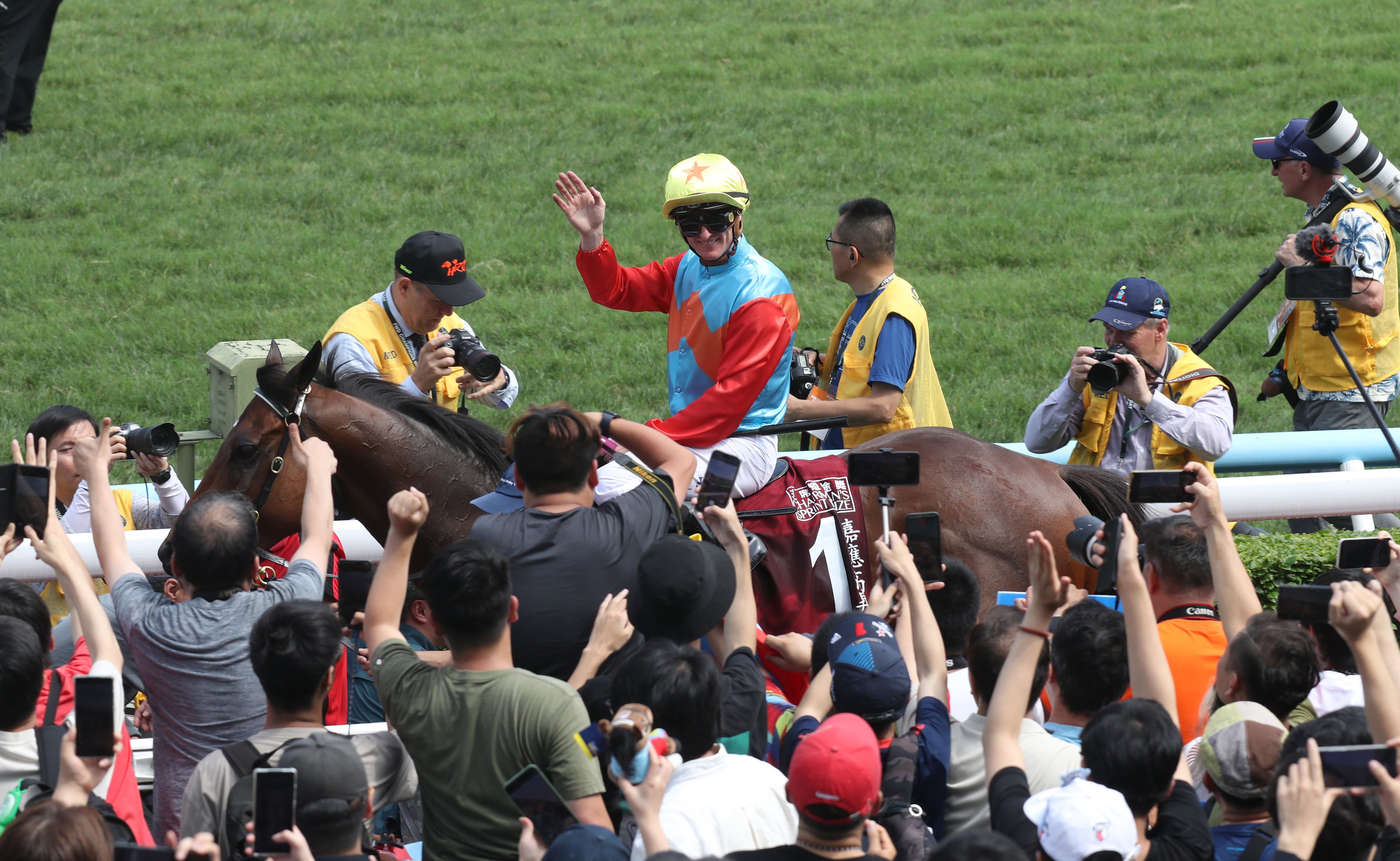 Zac Purton returns following the win of Ka Ying Rising at Sha Tin. Photos: Kenneth Chan