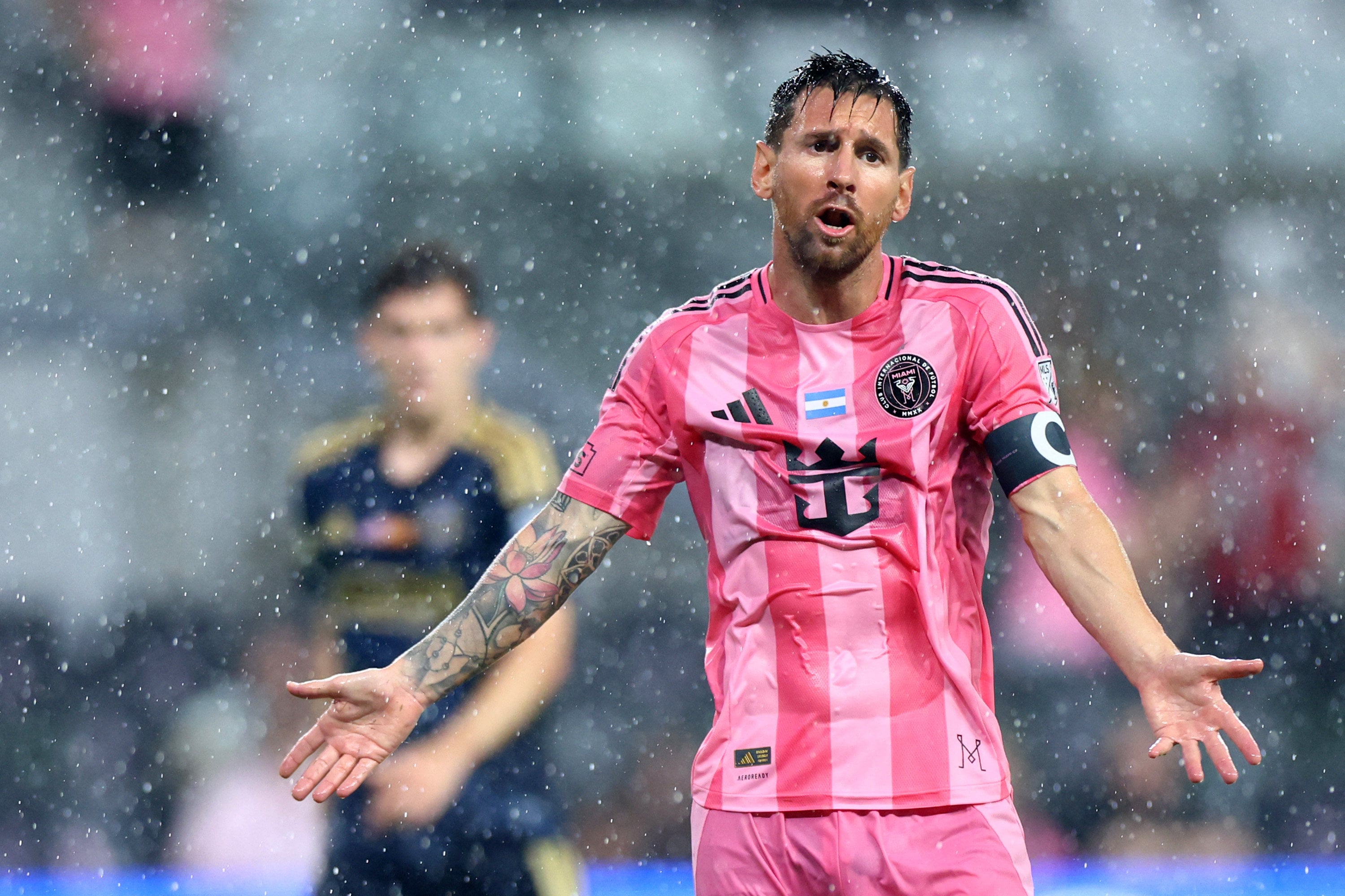 Lionel Messi, an icon for the defending World Cup champions Argentina, grabbed the back of his left leg and asked to come off in a match for Inter Miami. Photo: Getty Images