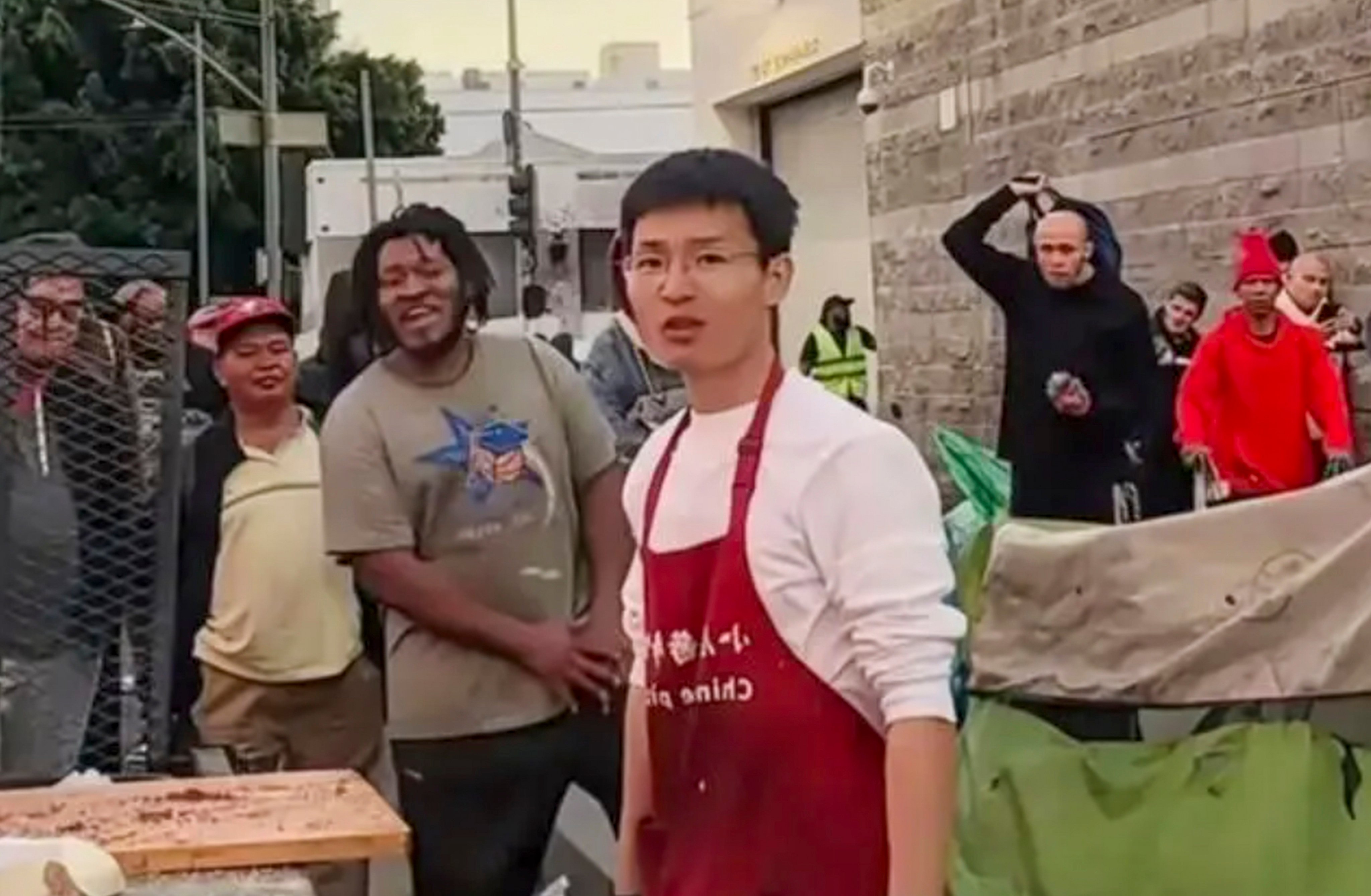A Chinese pancake seller in Los Angeles plans to run for mayor in three years, generating interest despite his controversial past. Photo: Sohu
