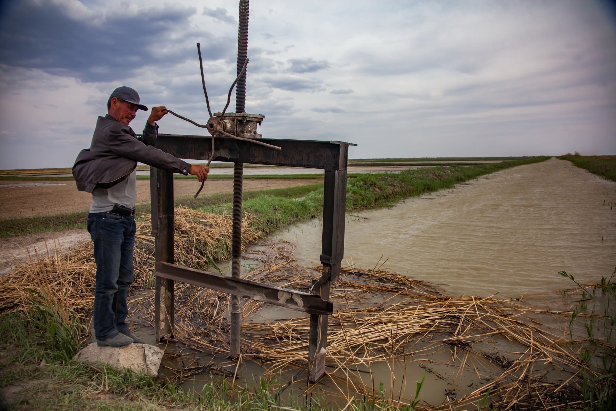 A Soviet-era system for watering fields pictured in Kazakhstan’s Kyzylorda province in 2019. Photo: Shutterstock