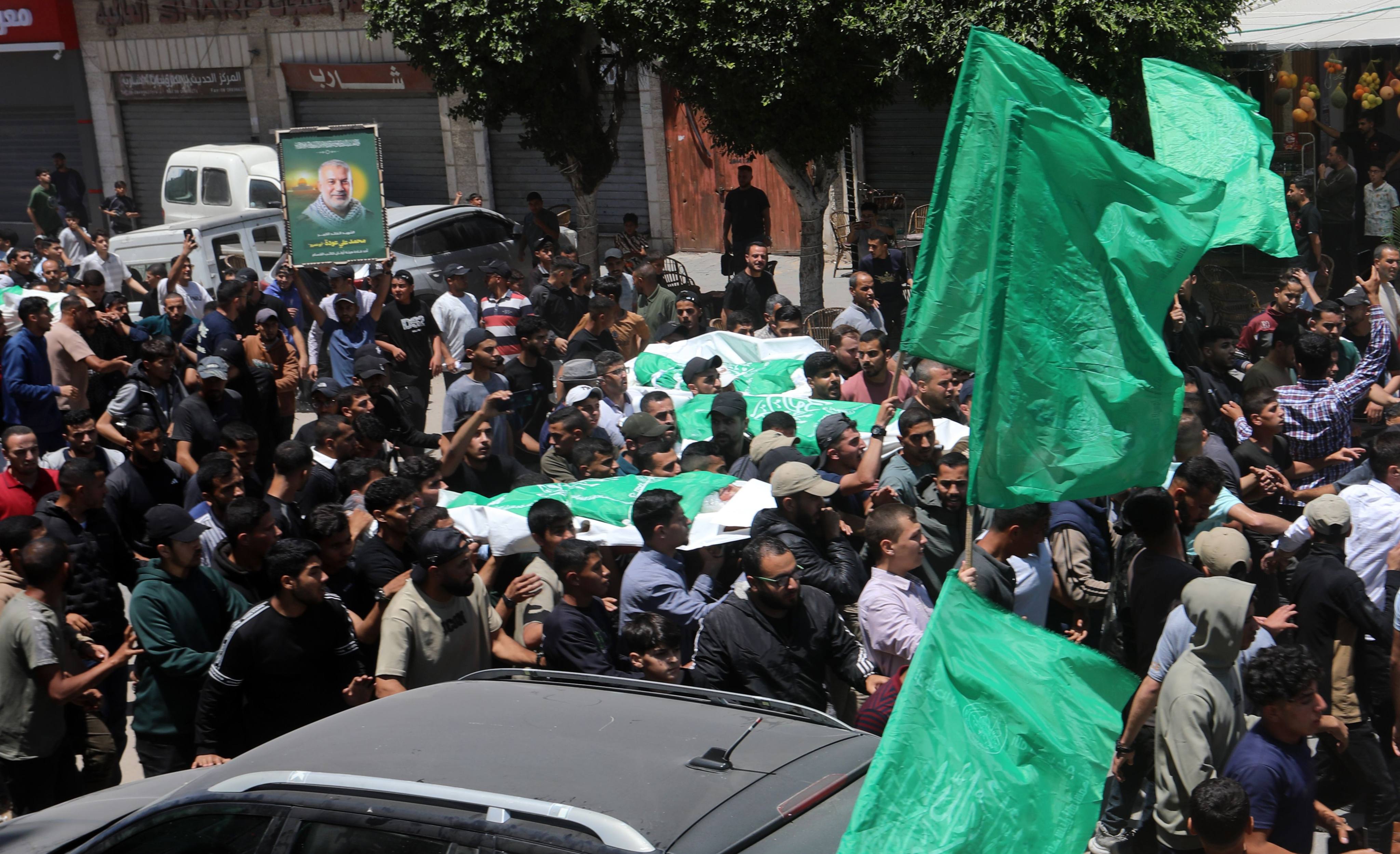 Mohammad Odeh and his family's funeral took place Wednesday in Gaza City, with hundreds of mourners in attendance. Photo: APA Images via ZUMA Press Wire/dpa