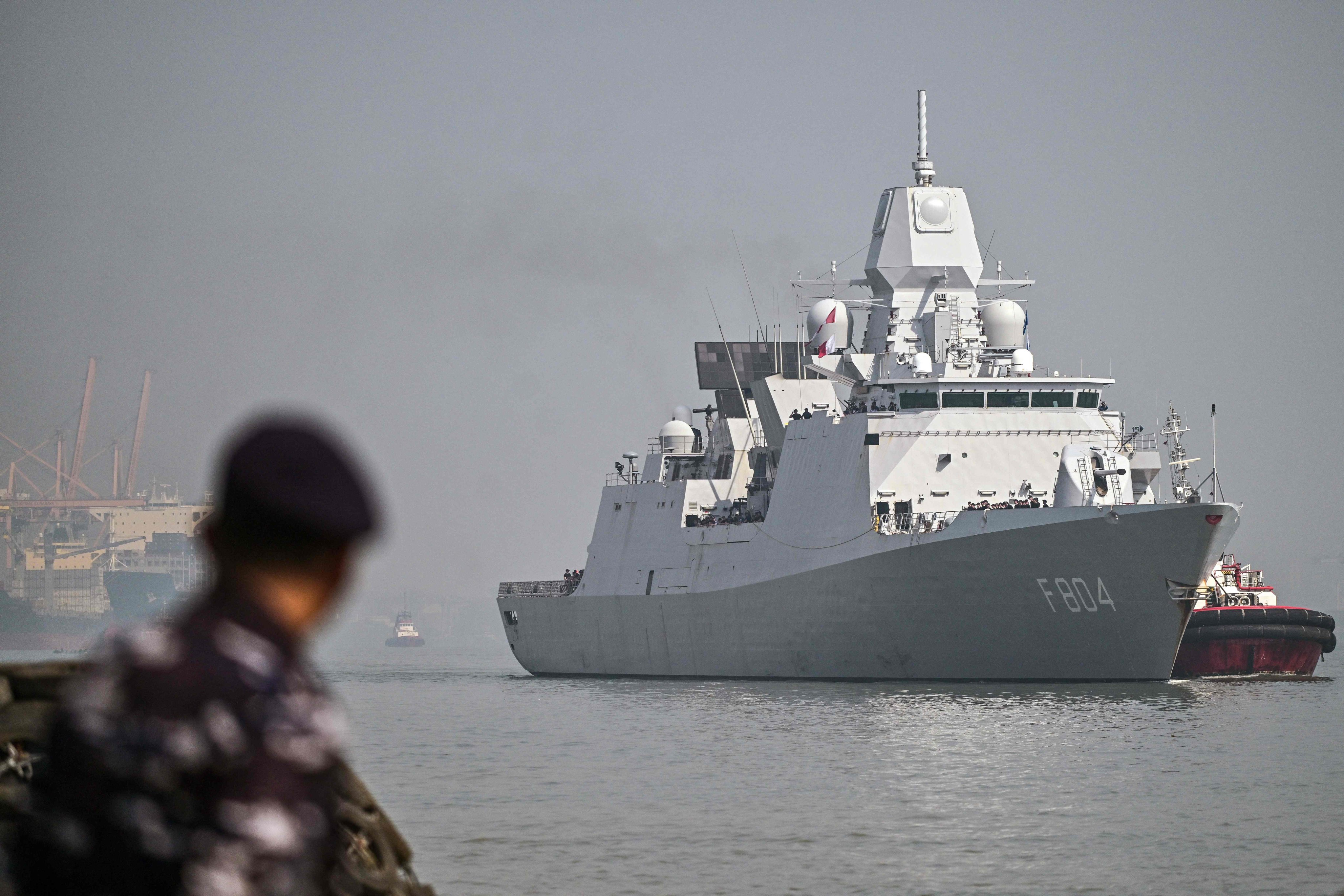 The Royal Netherlands Navy frigate HNLMS De Ruyter arrives in Indonesia on May 14. The ship was diven away from the disputed Paracel Islands by China’s coastguard on Wednesday, according to Chinese authorities. Photo: AFP